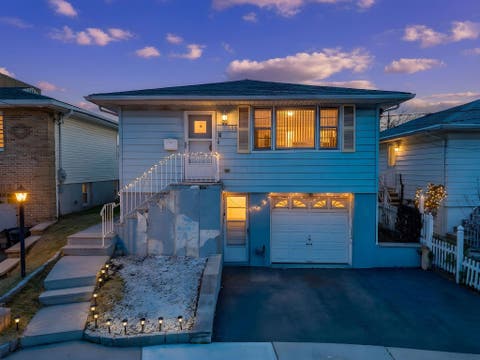 Homes For Sale - 7025 Cottage Ave<br/> Hudson County, North Bergen, NJ 07047
