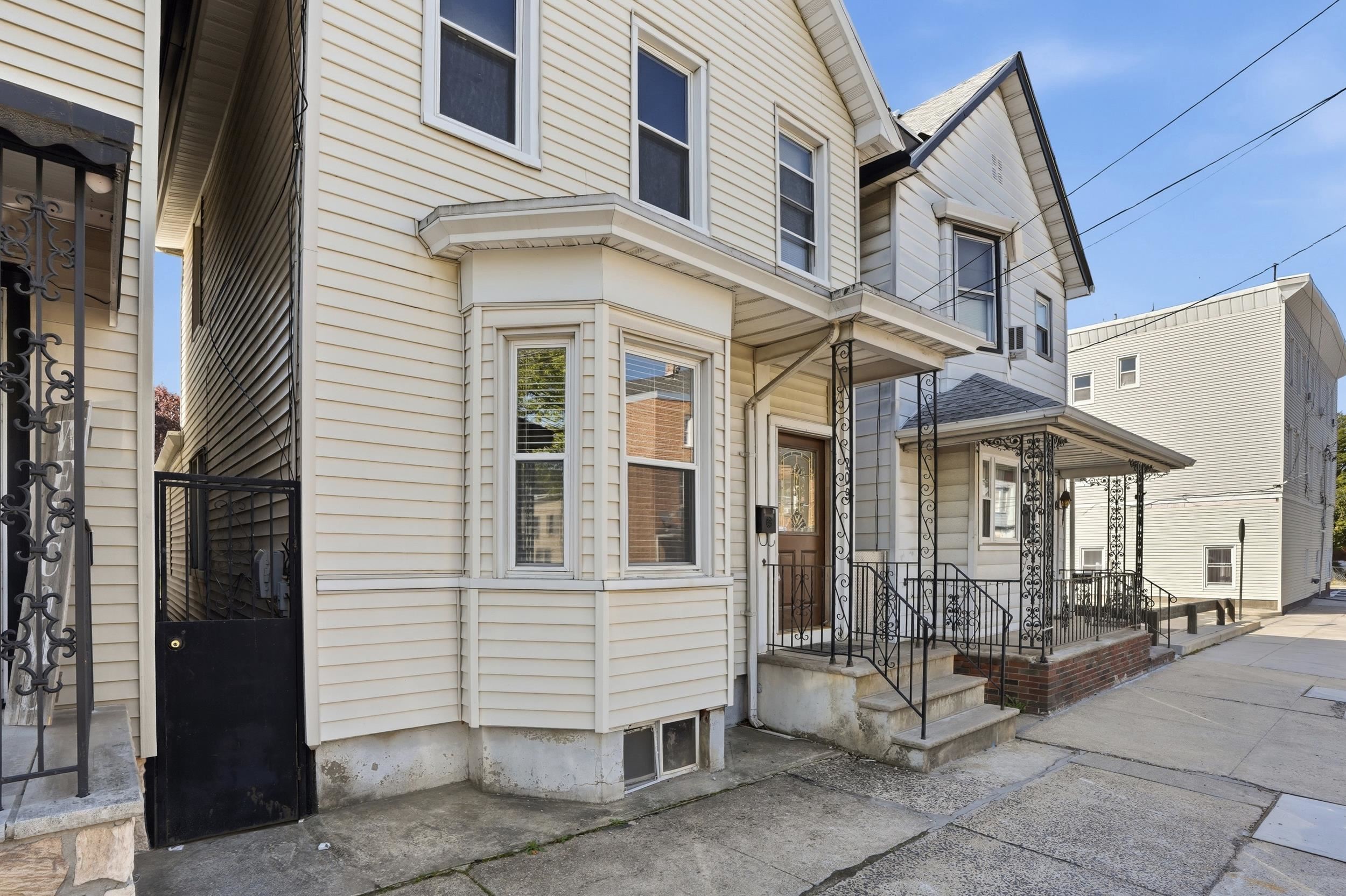 209 Hamilton St HARRISON ST