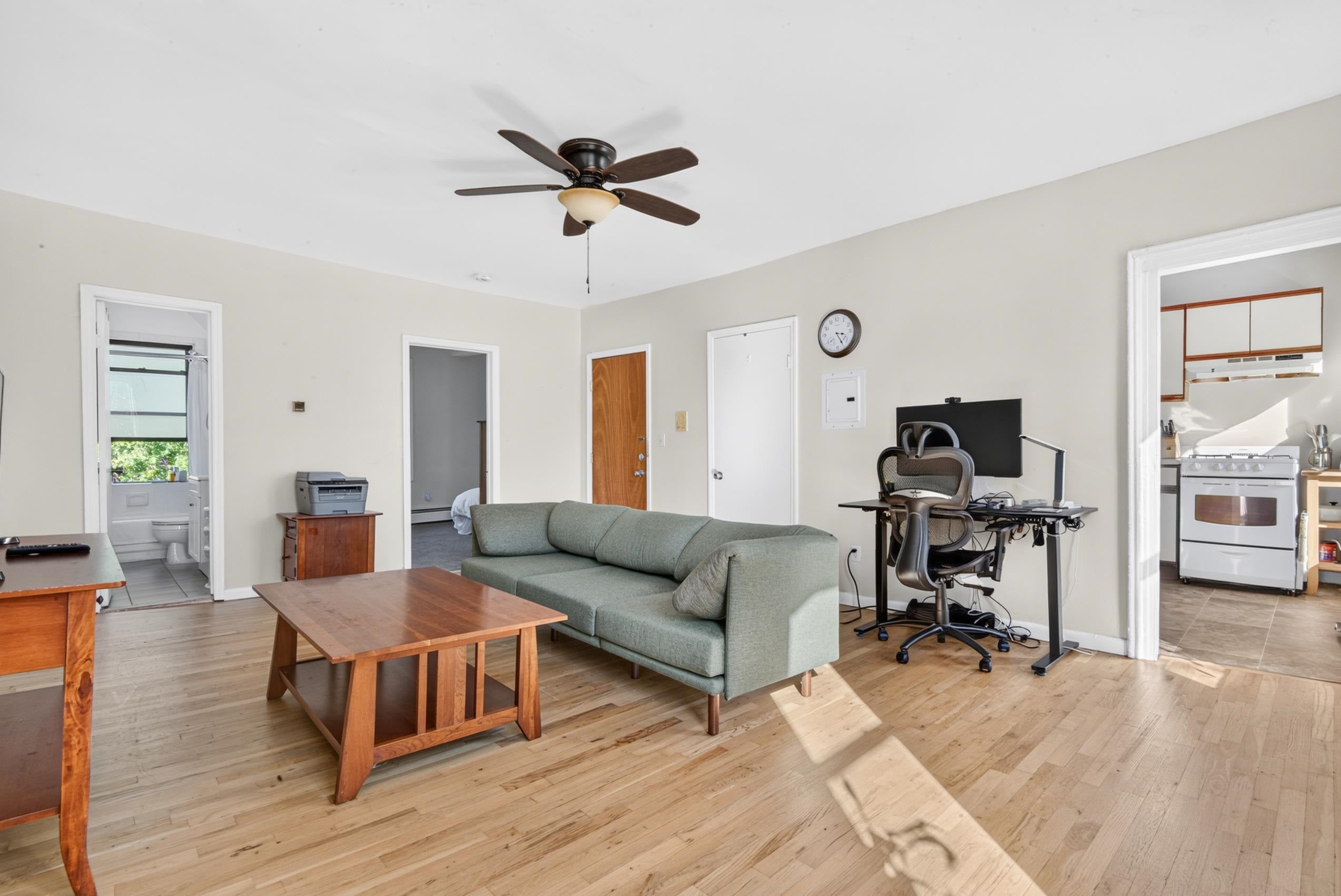 274 5TH ST