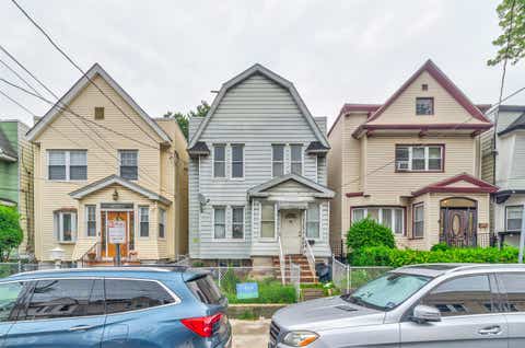 Homes For Rent - 62 Clarke Ave #2<br/> Jersey City, NJ 07304