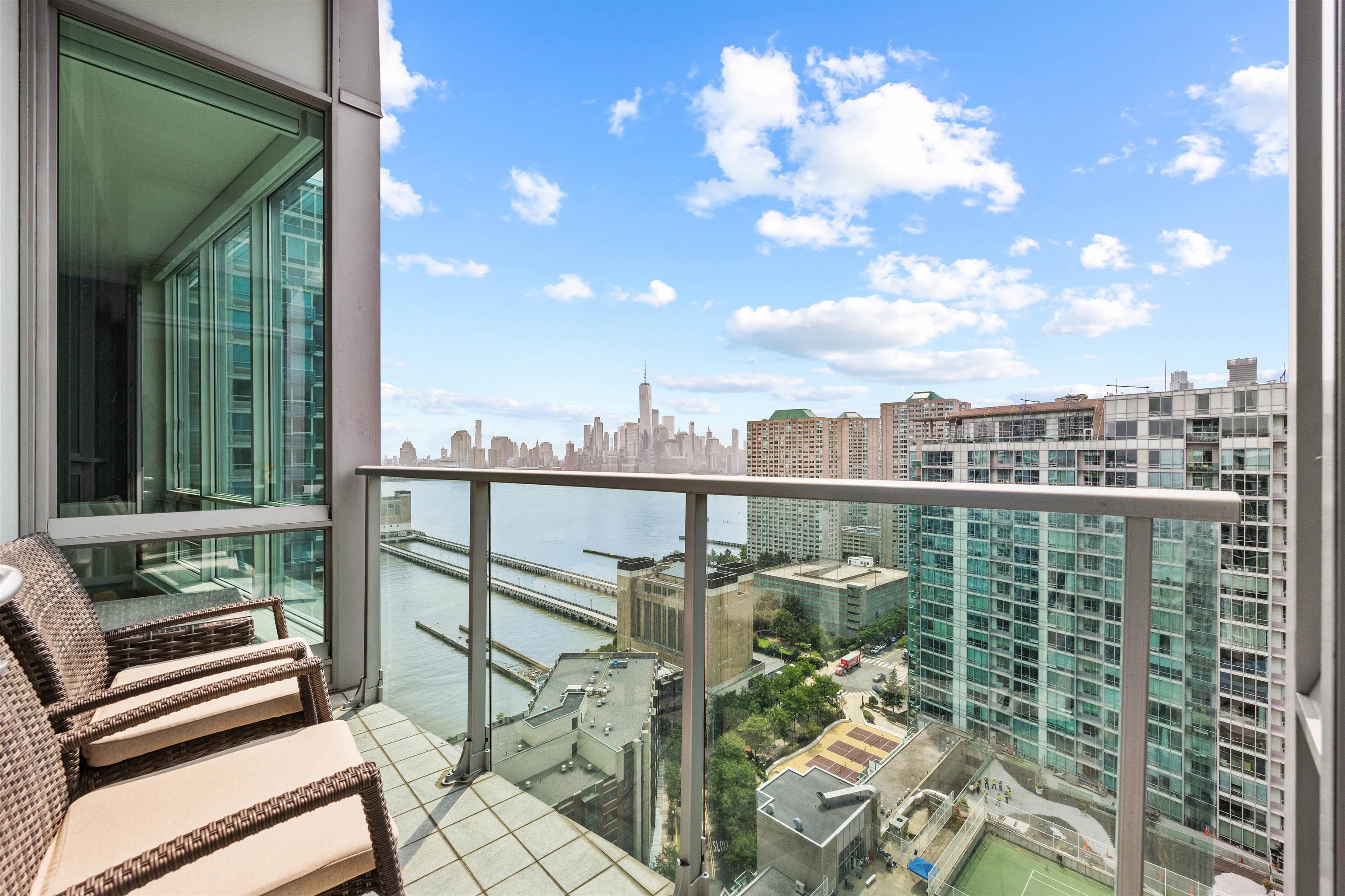 1 SHORE LANE 2711/2710