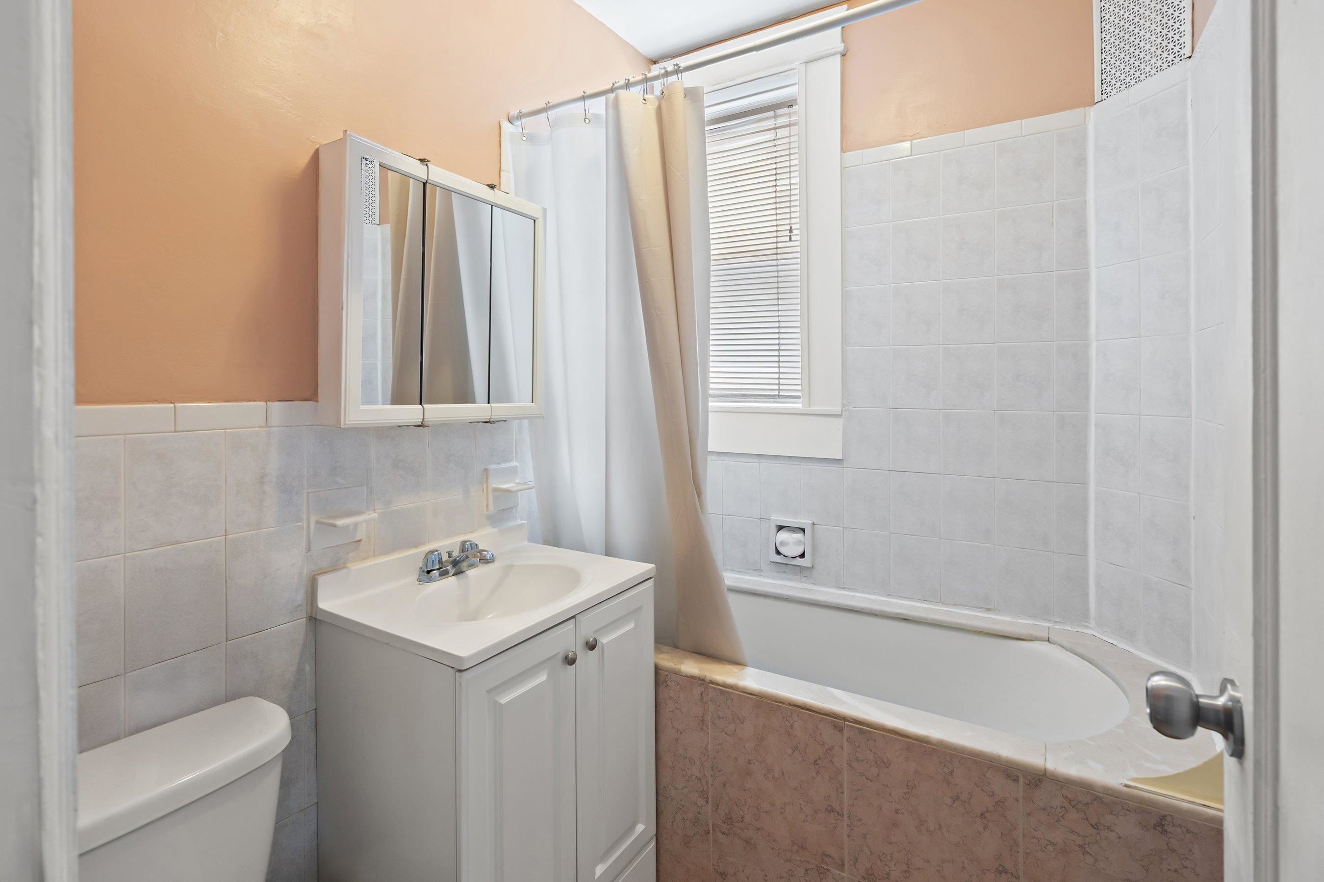 6601 Broadway #B3, West New York, New Jersey image 5