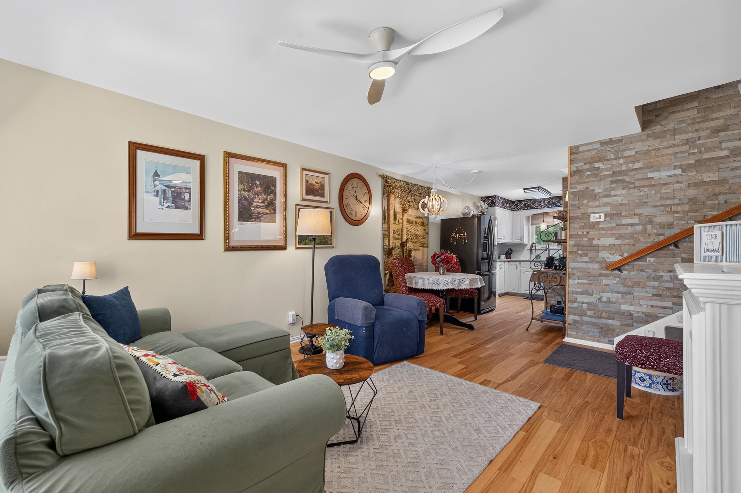 29 PARKSIDE LANE