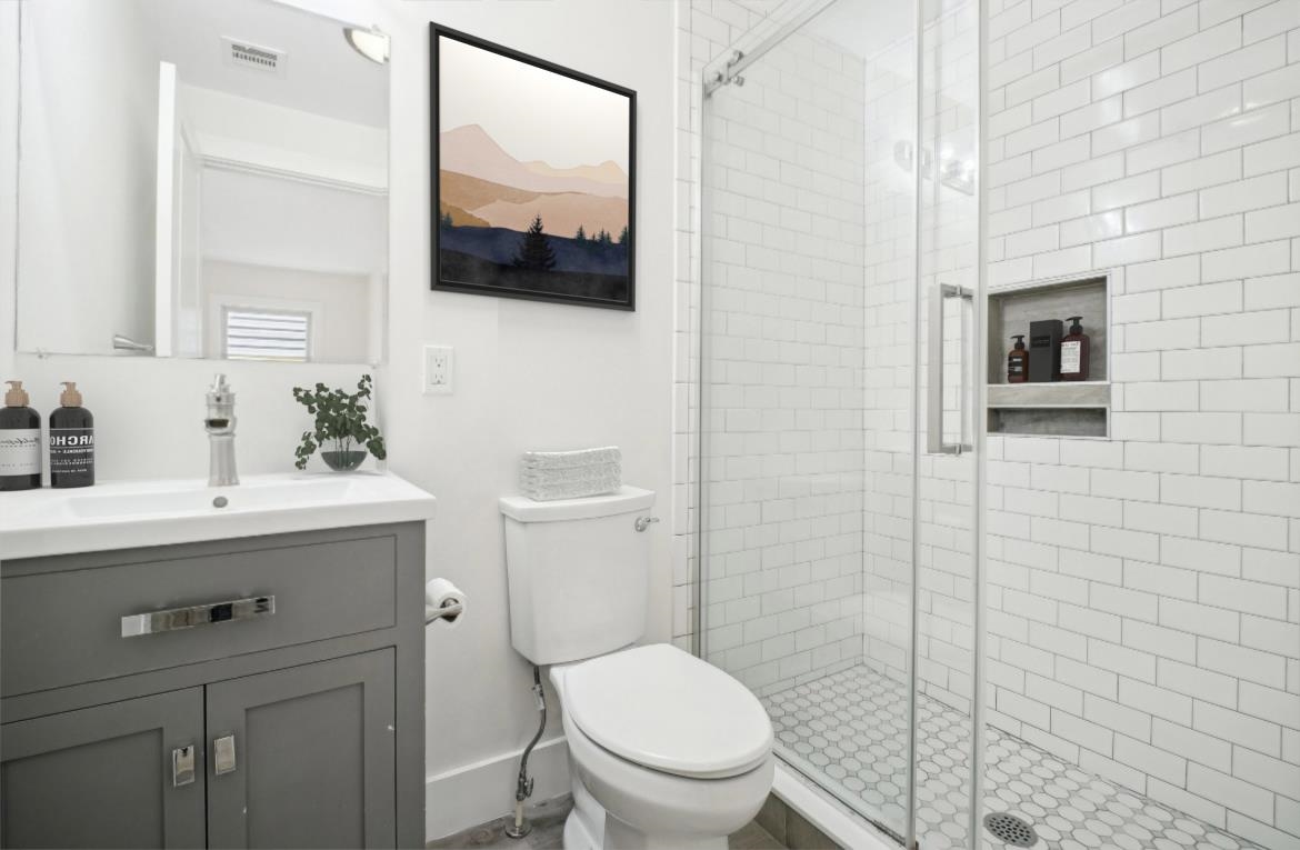 107 Laidlaw Ave #2, Jersey City, New Jersey image 7