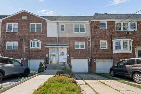 Homes For Sale - 106 Country Village Rd<br/> Jersey City, NJ 07305