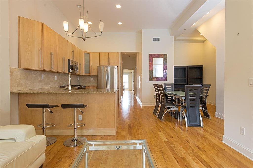 522 Hudson St #2, Hoboken, New Jersey image 3