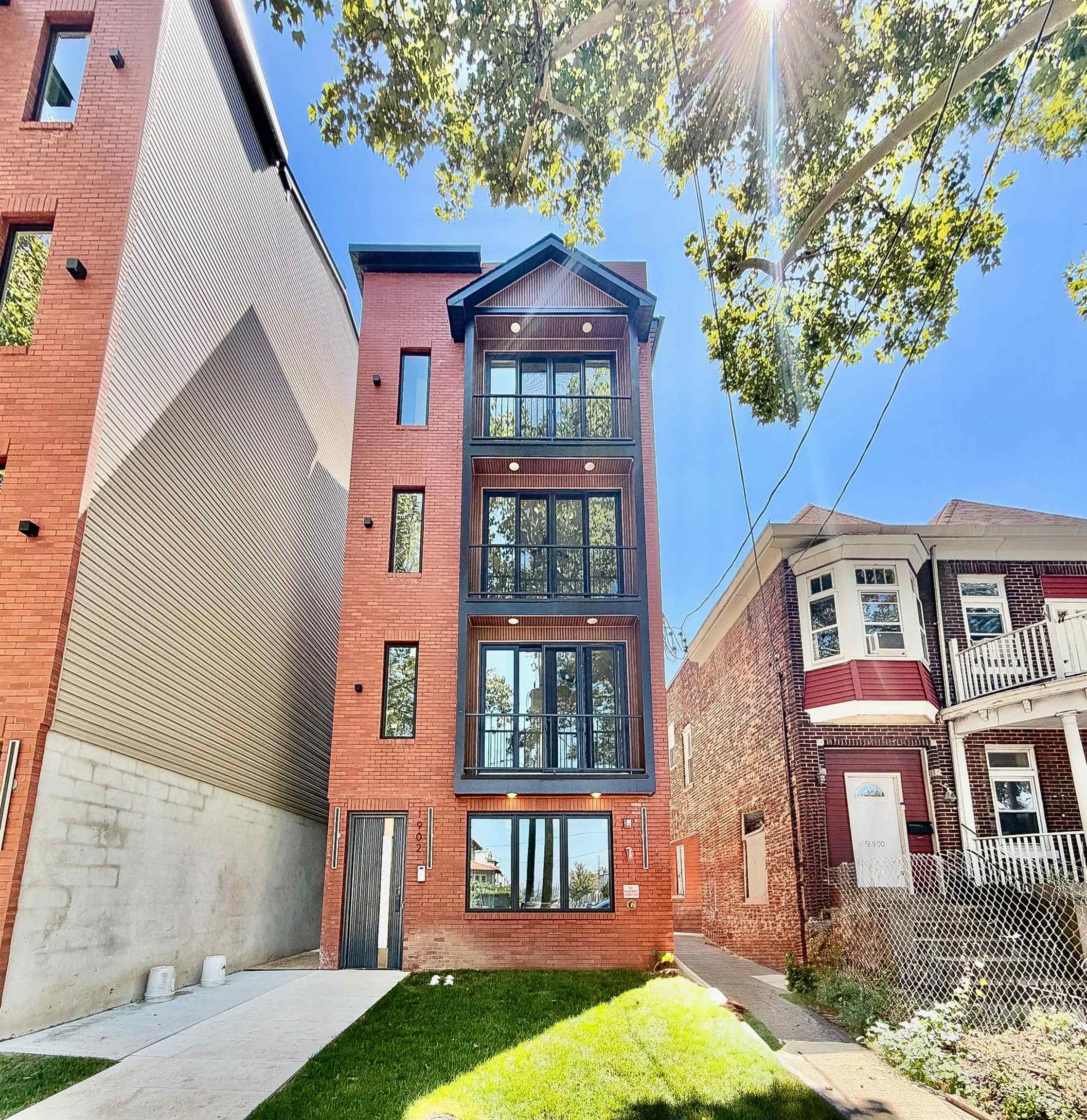 1902 JOHN F KENNEDY BLVD B