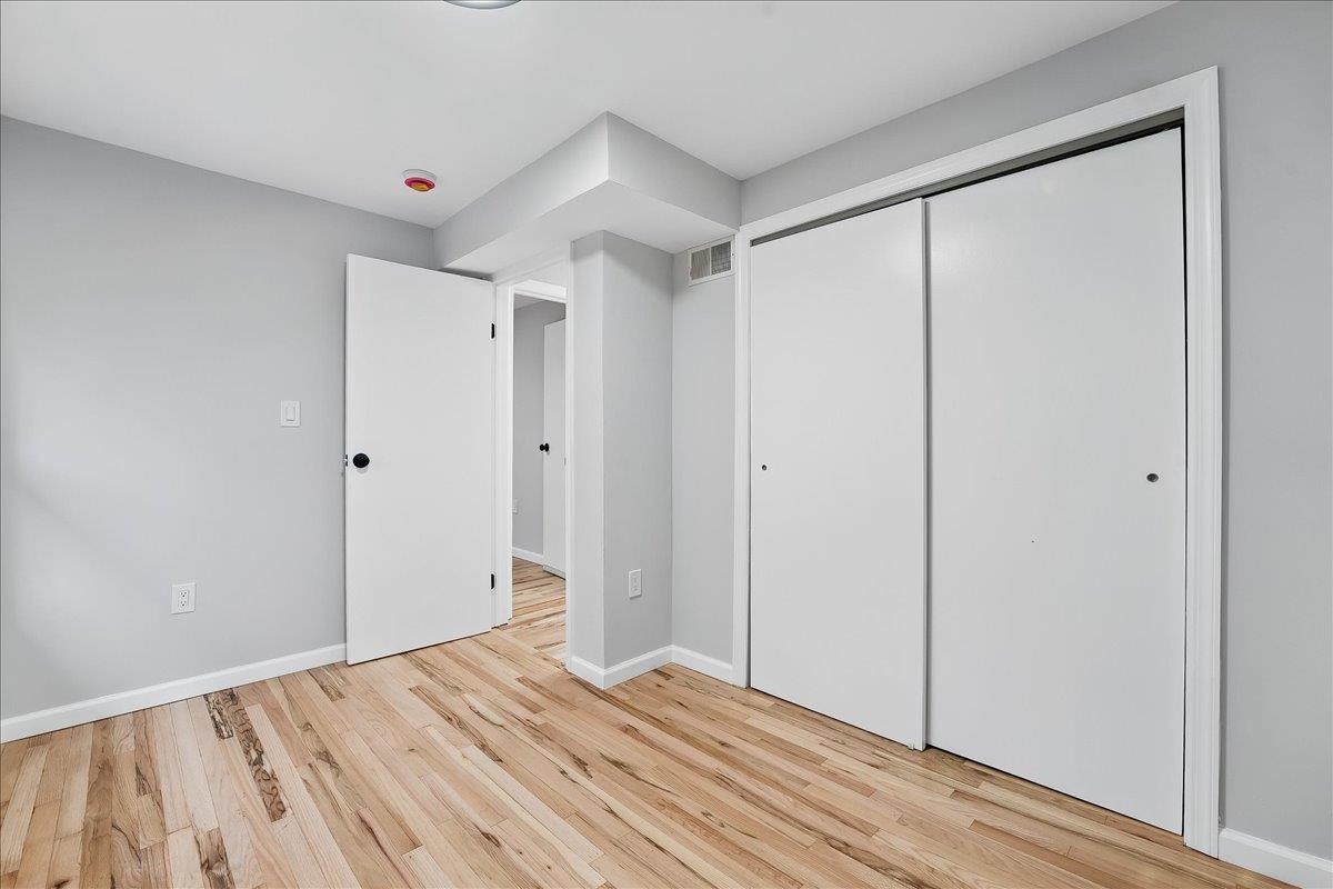 8 Saddlewood Ct, Jersey City, New Jersey image 17