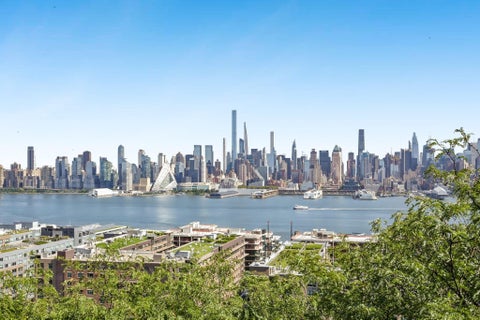 Condo For Sale - 843 Blvd East #4D<br/> Hudson County, Weehawken, NJ 07086