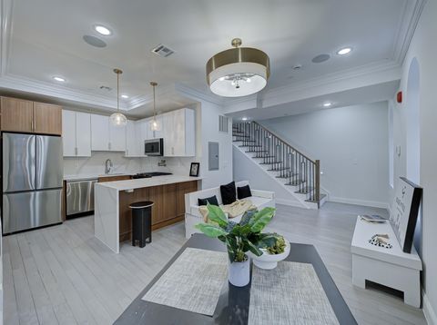 Condo For Sale - 133 Clifton Pl #2<br/> Hudson County, Jersey City, NJ 07304