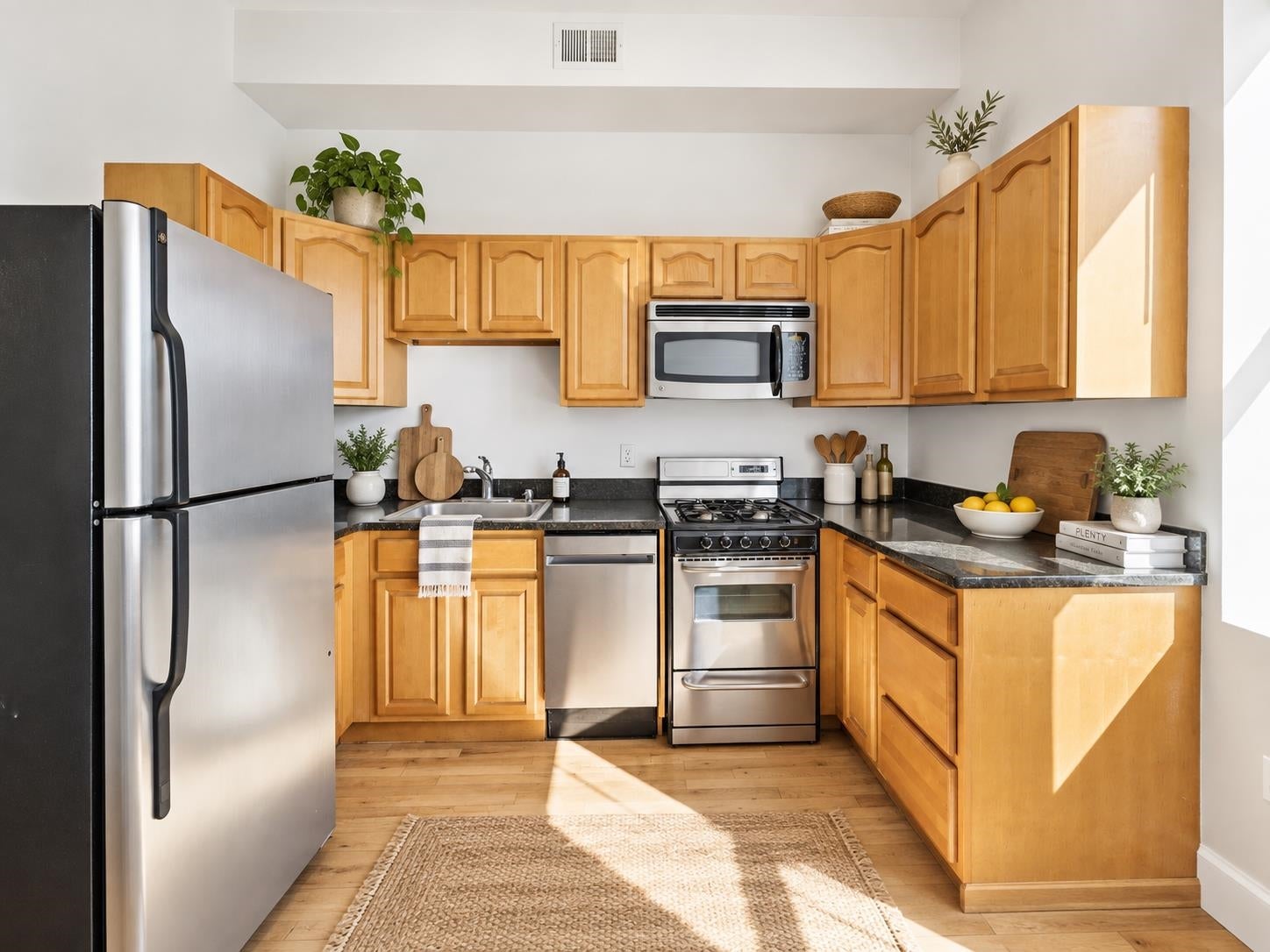 Search Homes 2 231 GRAND ST 9