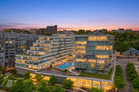 Condo For Sale - 800 Avenue At Port Imperial #806<br/> Weehawken, NJ 07086