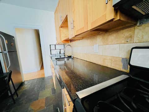 Condo For Sale - 118 Corbin Ave #302<br/> Hudson County, Jersey City, NJ 07306