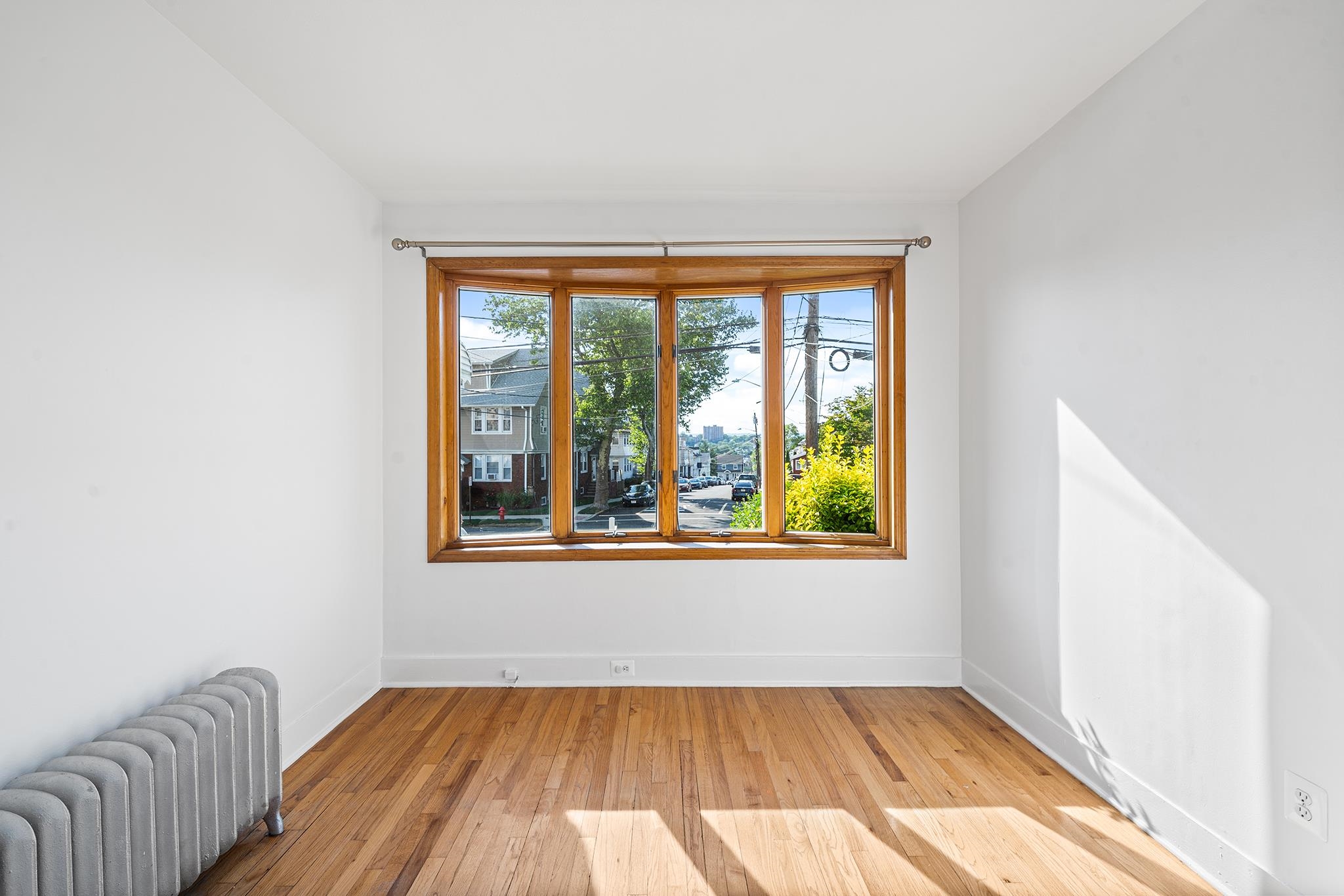 416 BELGROVE DR
