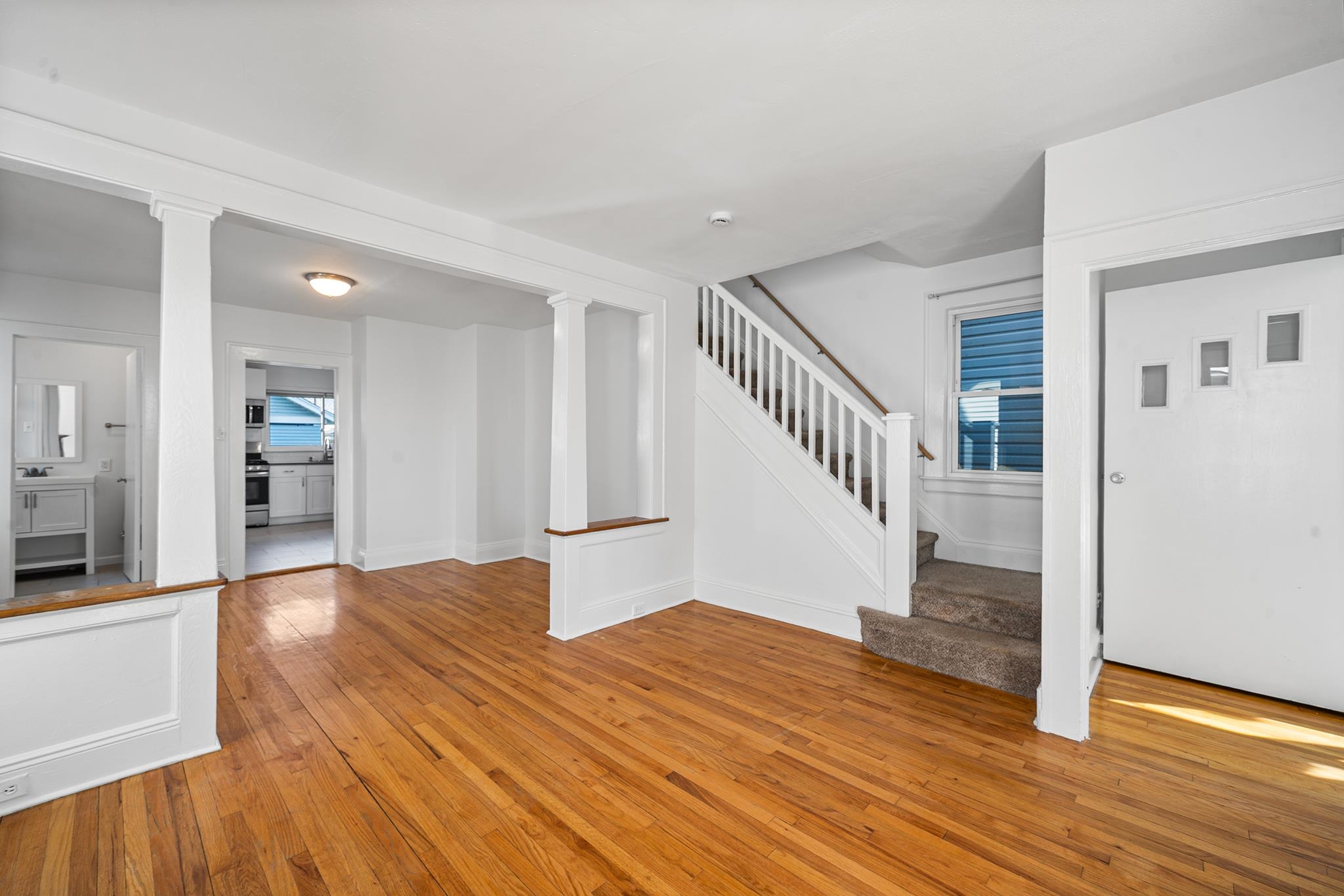 416 BELGROVE DR
