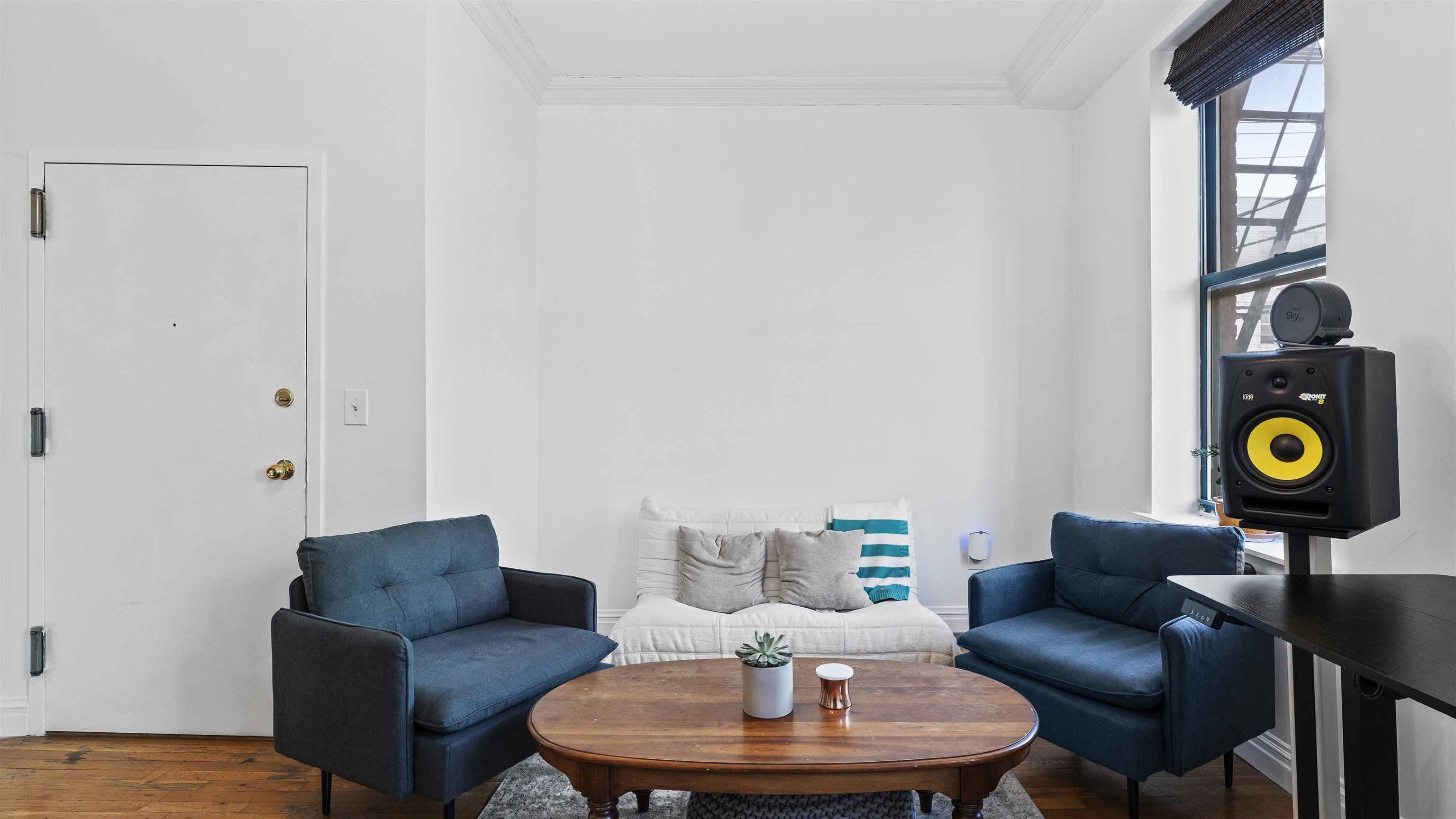 461 4th St #2E, Hoboken, New Jersey image 3