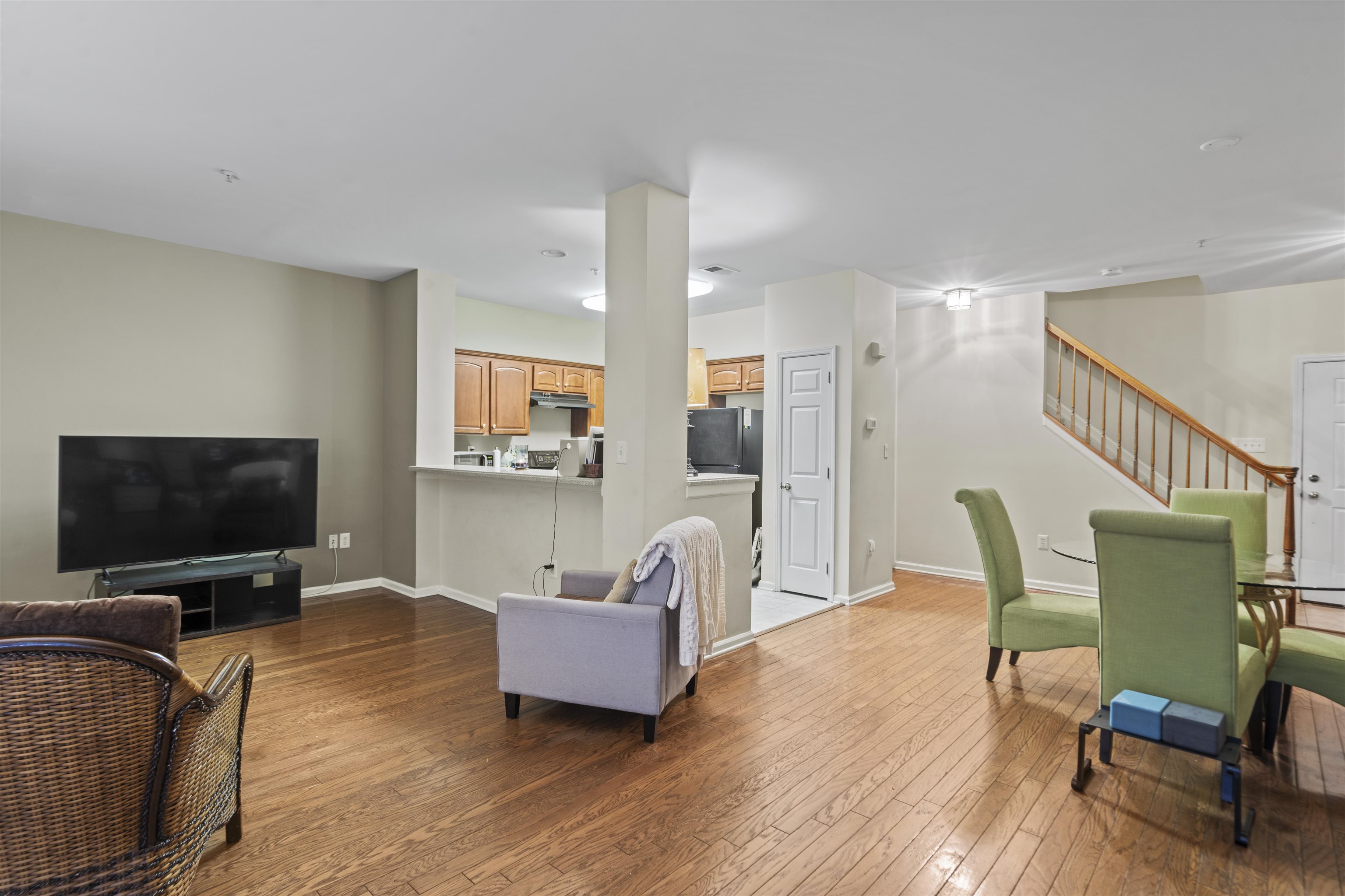 79 Lydia Dr, Guttenberg, New Jersey image 9