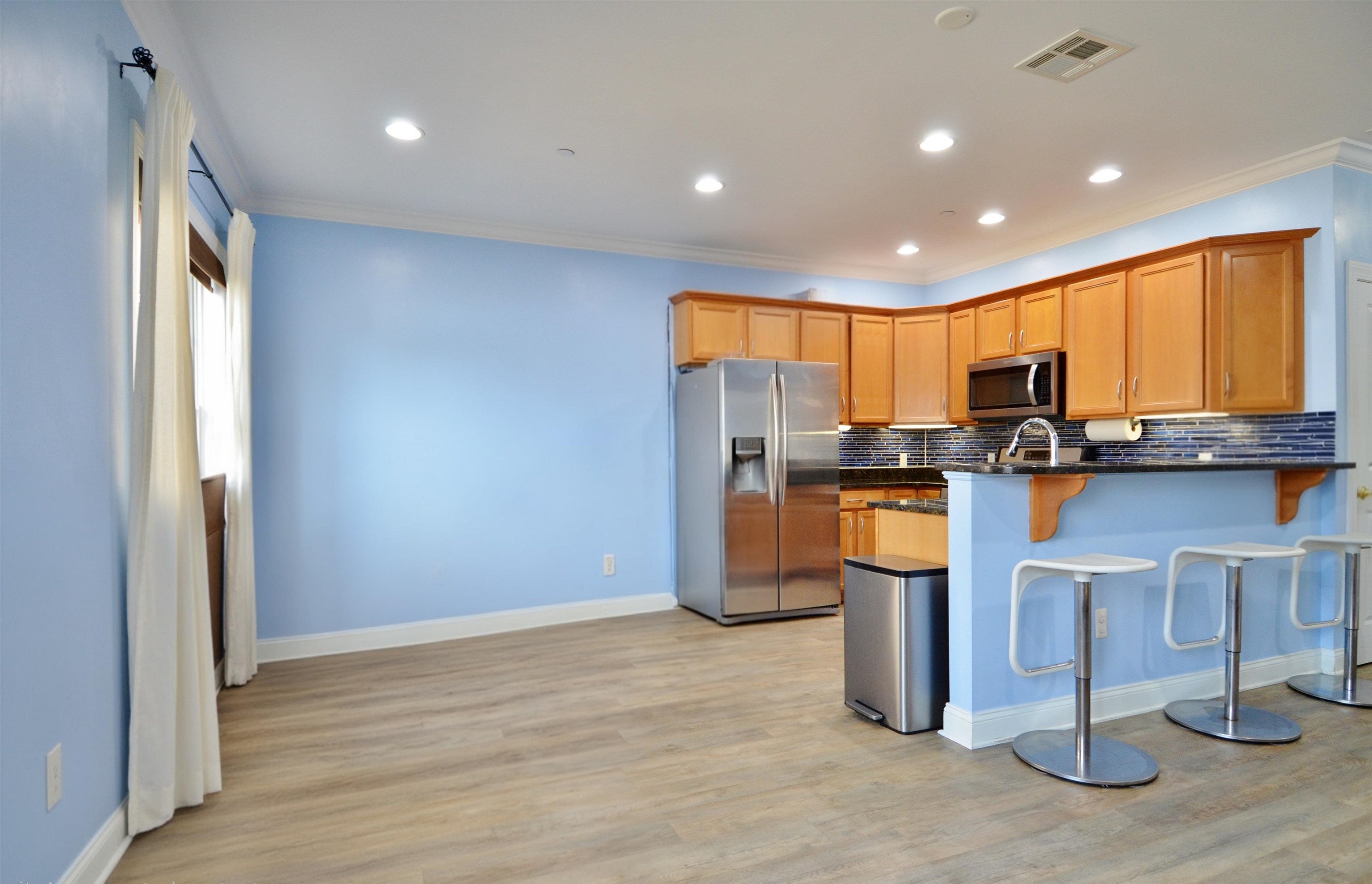 604 AVENUE A 104 - Photo 2