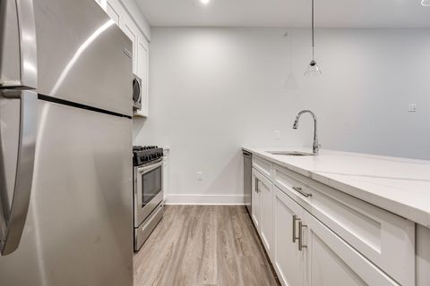 Homes For Rent - 658 Grand St #504<br/> Jersey City, NJ 07304
