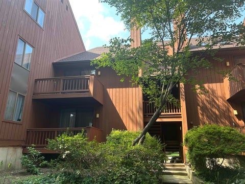 Condo For Sale - 520 Teal Plaza<br/> Secaucus, NJ 07094