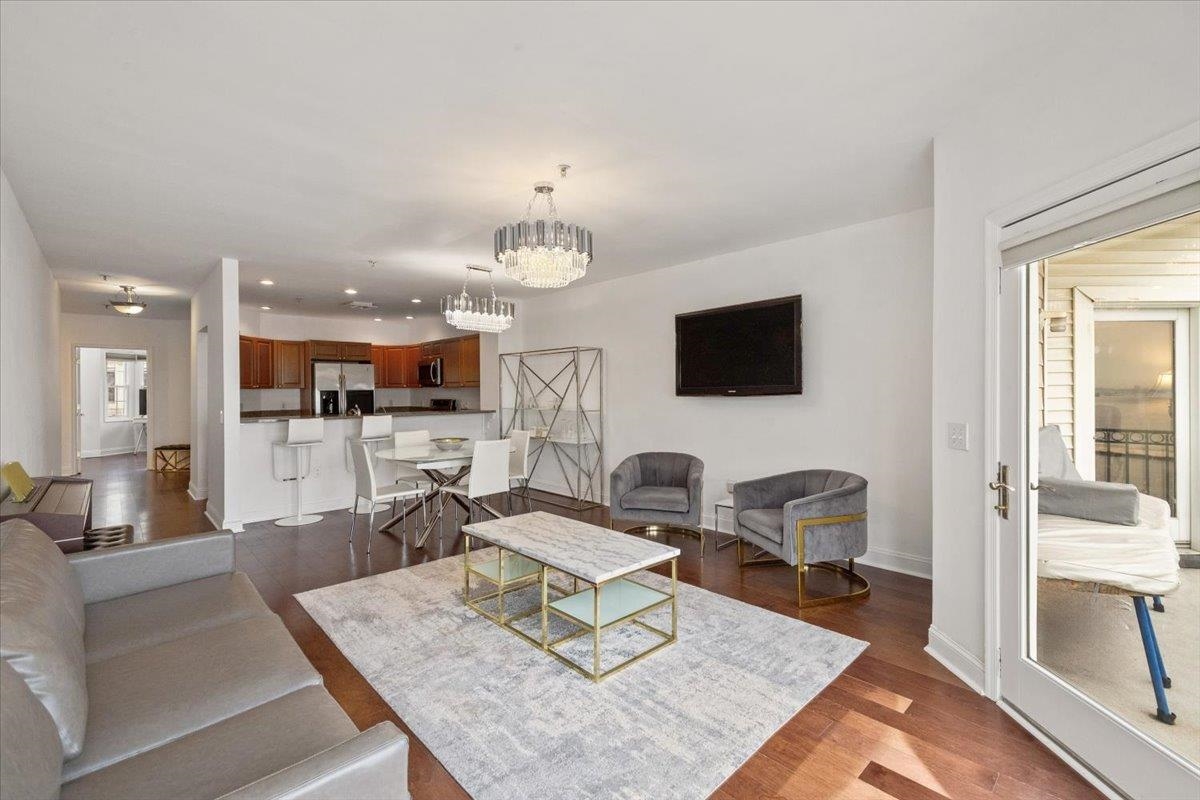 217 The Promenade #217, Edgewater, New Jersey image 4