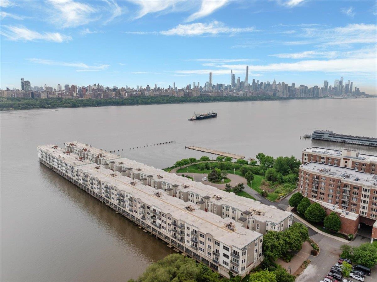 217 The Promenade #217, Edgewater, New Jersey image 19
