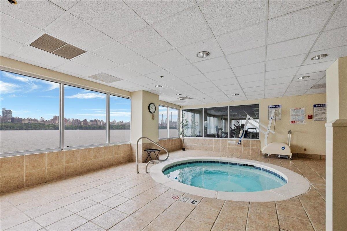 217 The Promenade #217, Edgewater, New Jersey image 25