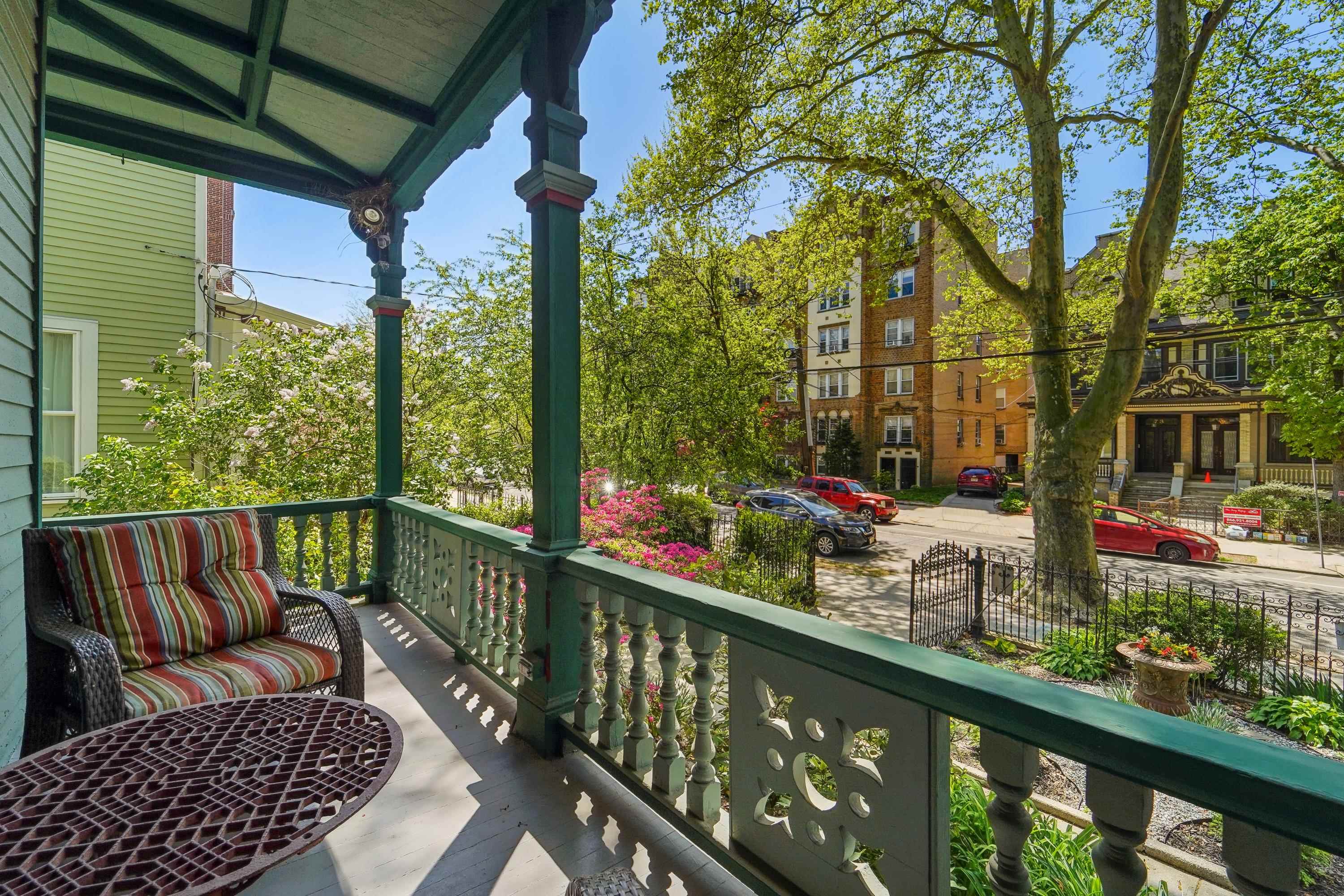 74 SHERMAN PL