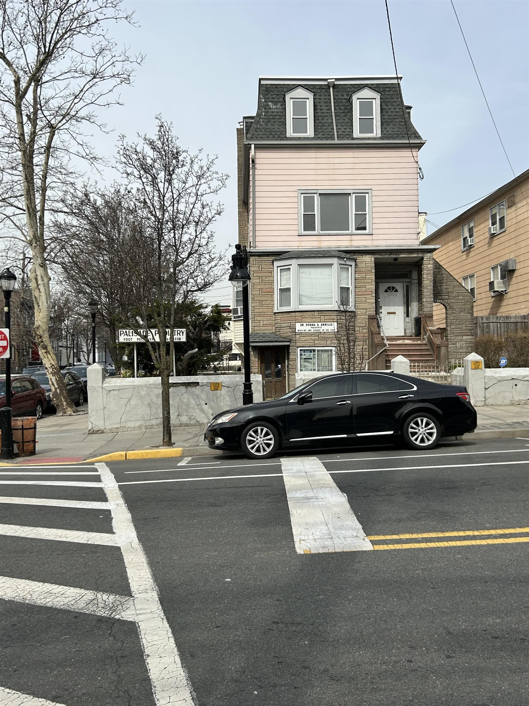 Photo 1 of 25 — 1001-1003 PALISADE AVE, Union City, NJ 07087