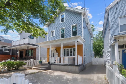 Homes For Rent - 271 Cator Ave #1<br/> Hudson County, Jersey City, NJ 07305