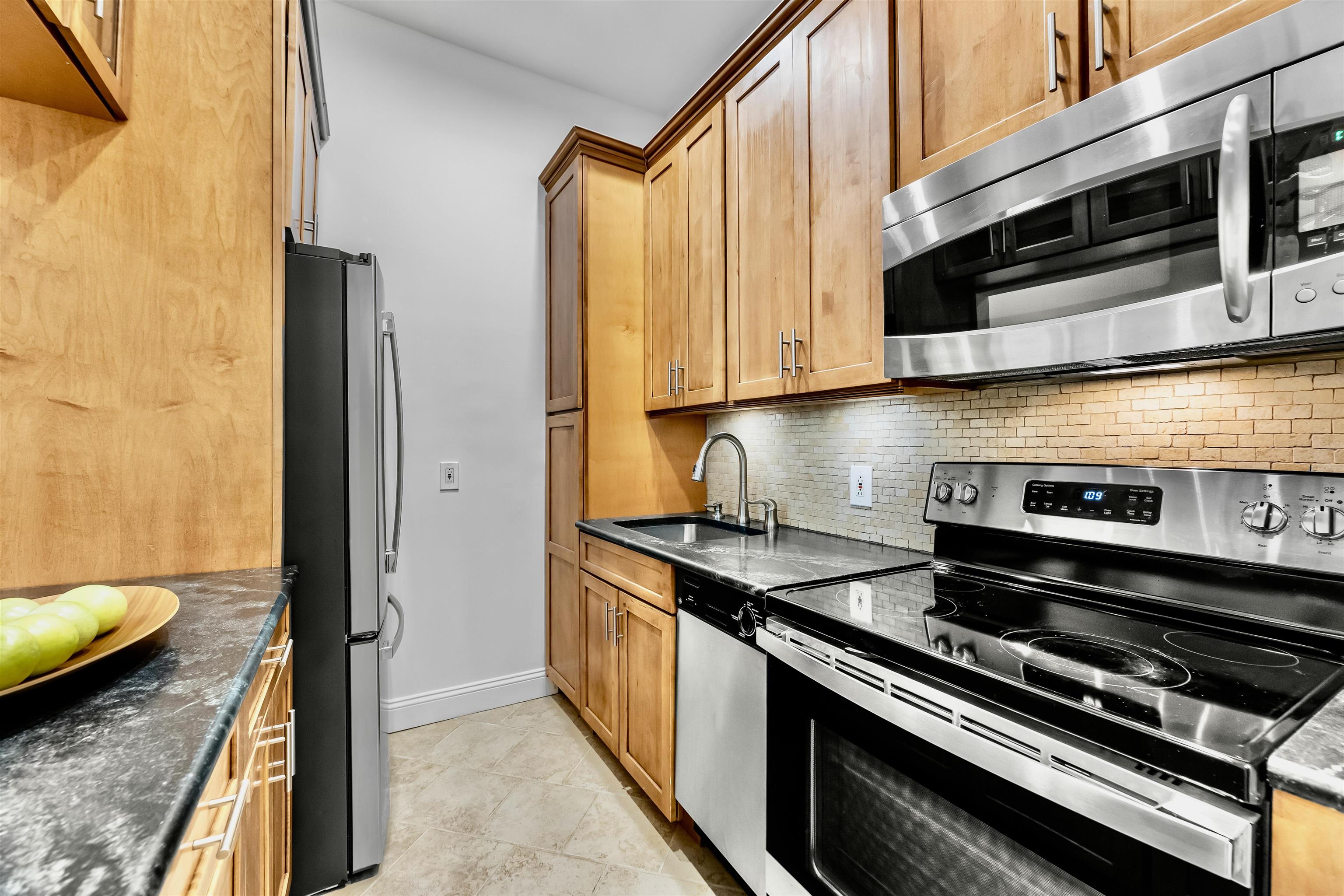 264 9th St #2R, Jersey City, New Jersey image 14