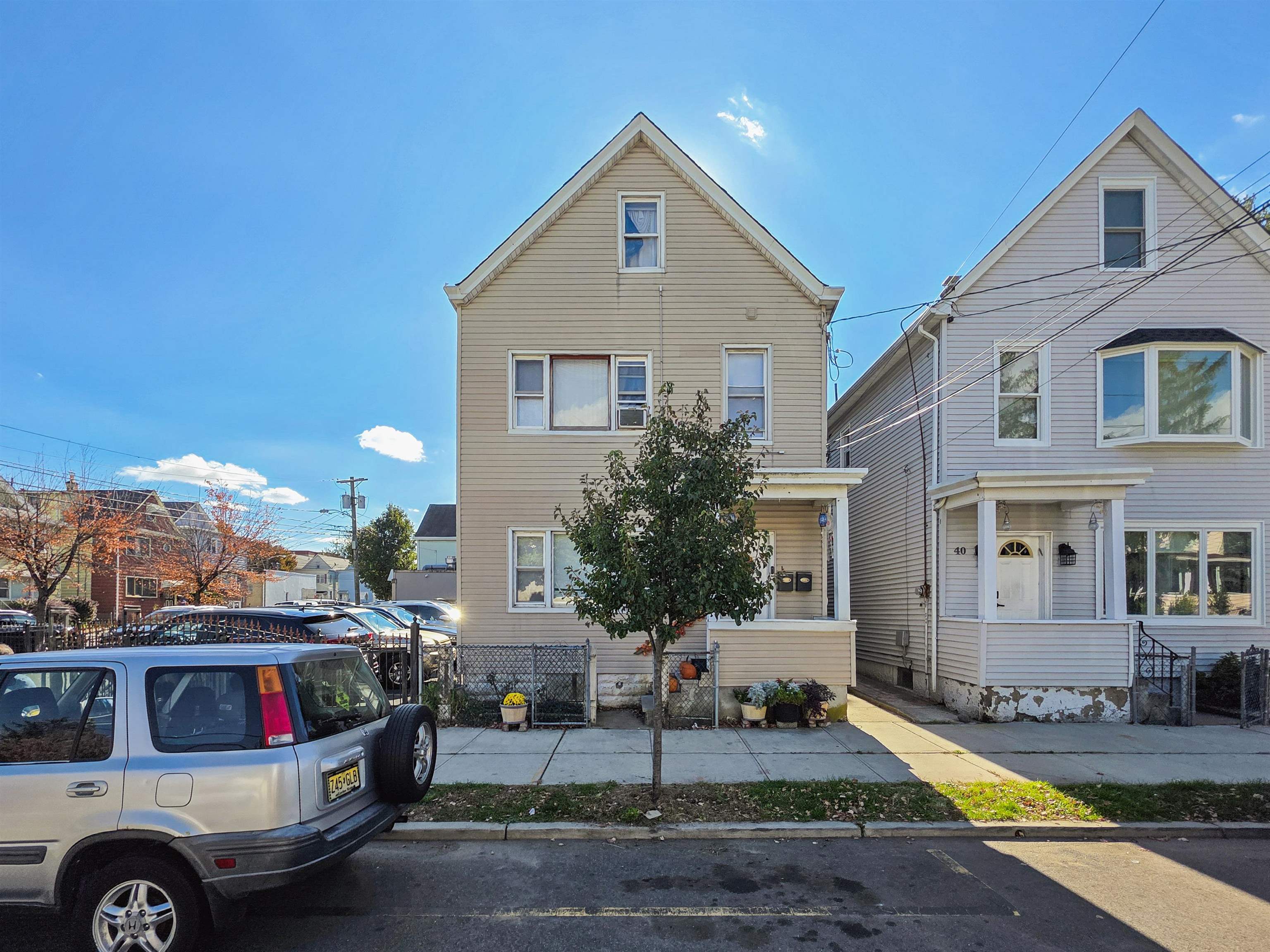 42 GRAND ST - Photo 2