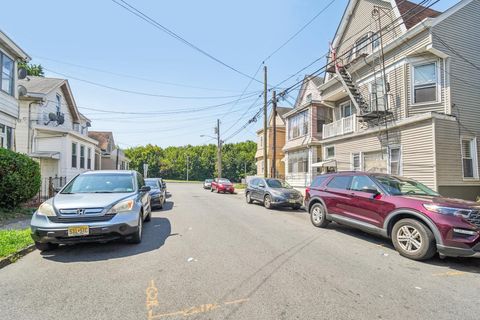 Multifamily For Sale - 150 Martin St<br/> Paterson, NJ 07501