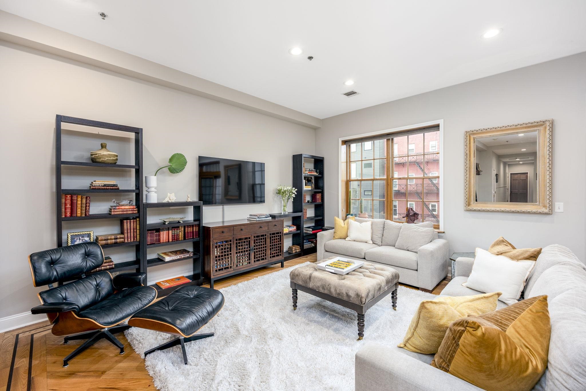 405 Jefferson St #2, Hoboken, New Jersey image 1