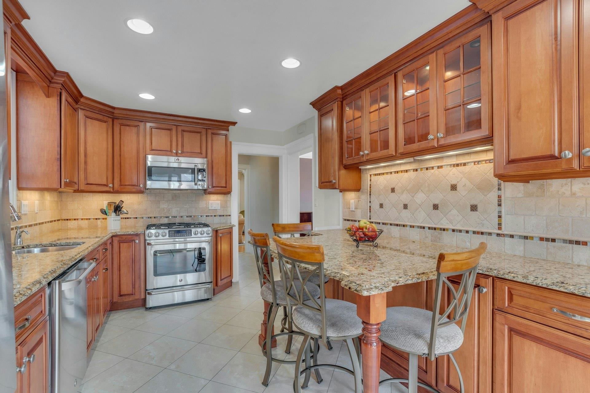 36 Grant Ave, Cliffside Park, New Jersey image 16