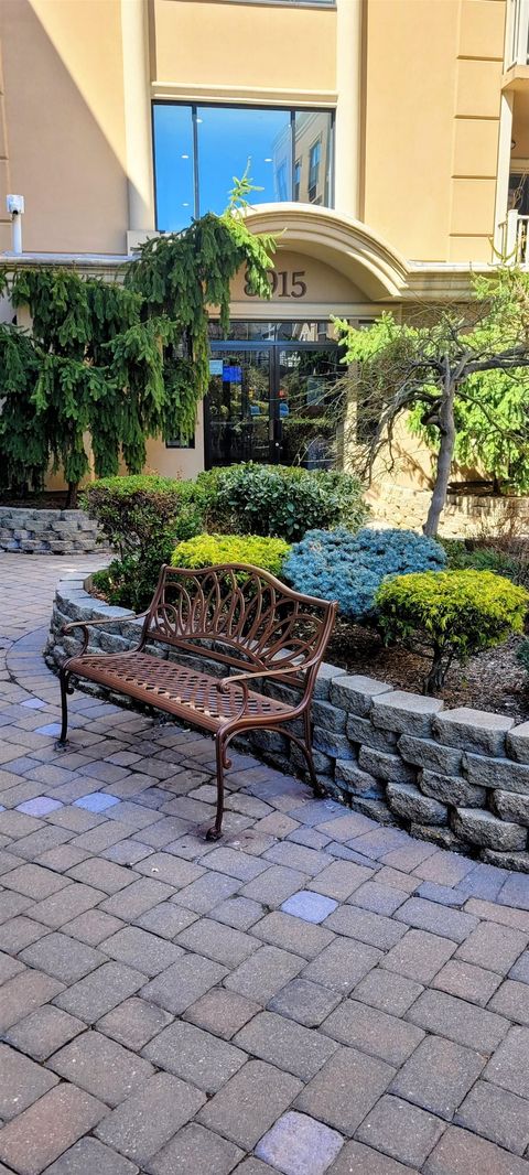 Condo For Sale - 8915 Bergenwood Ave #4<br/> North Bergen, NJ 07047