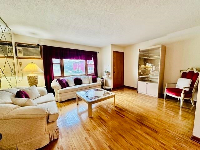 40 PROSPECT AVE 1 - Photo 2