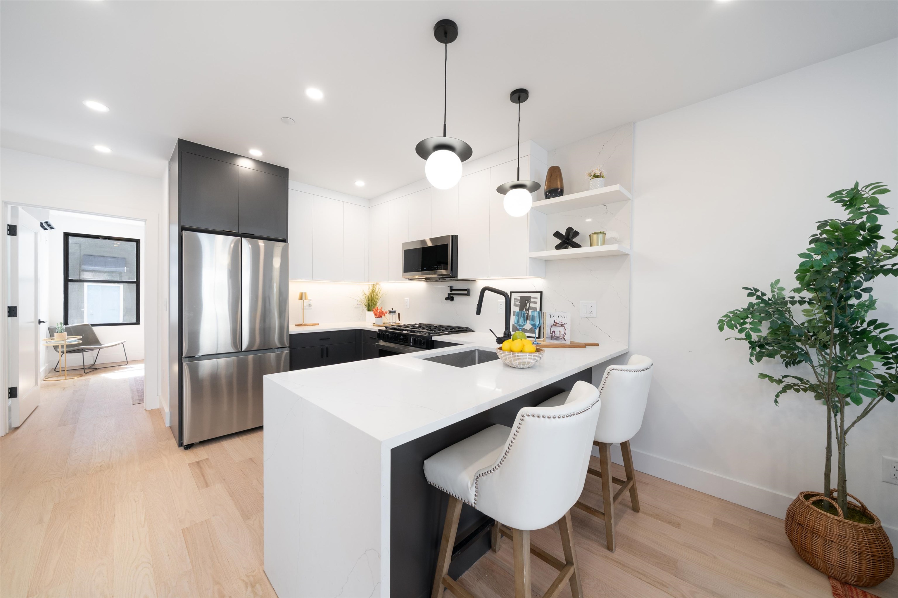 347 Pavonia Ave #1, Jersey City, New Jersey image 1