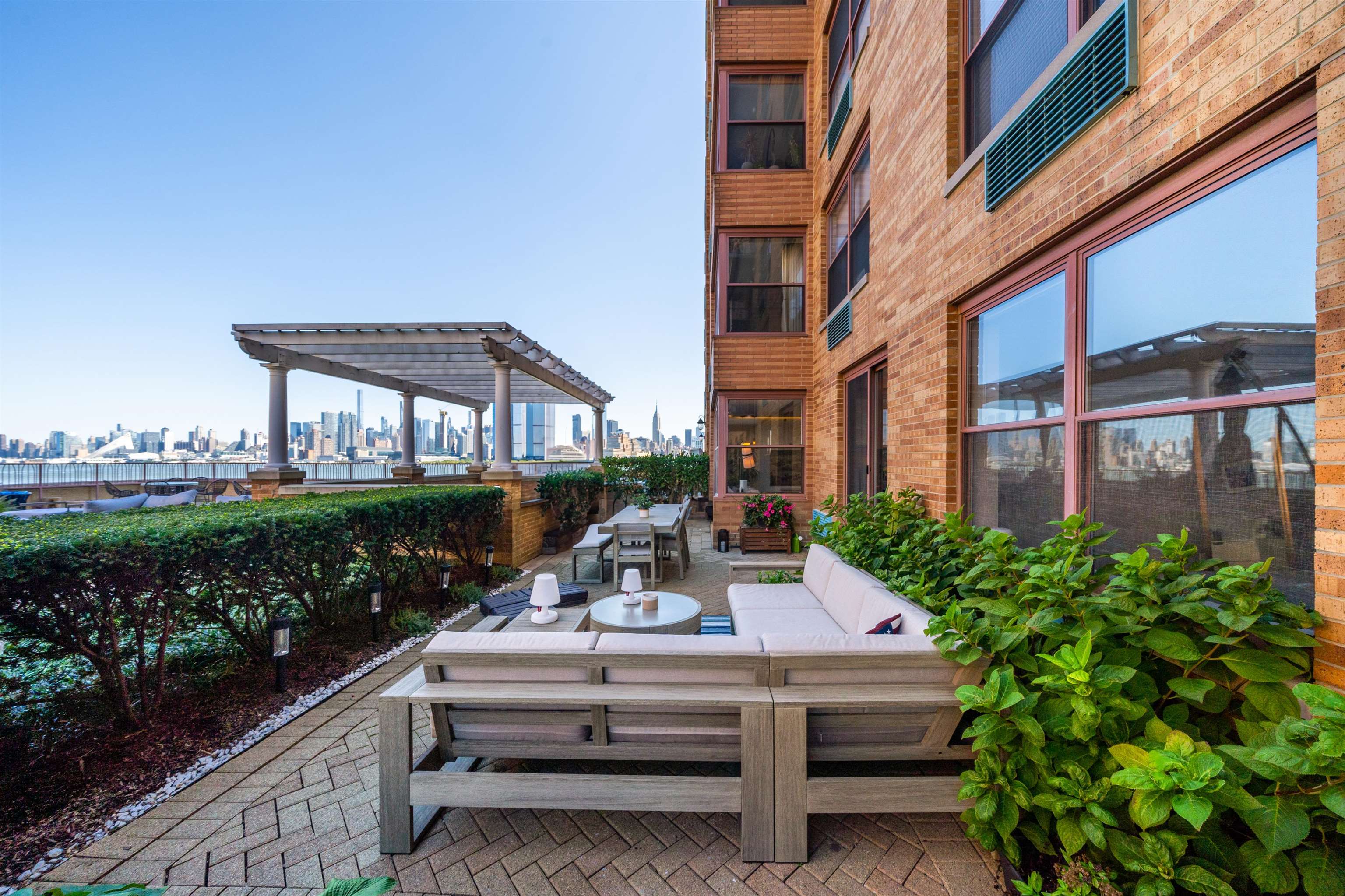2 Constitution Ct #402, Hoboken, New Jersey image 1