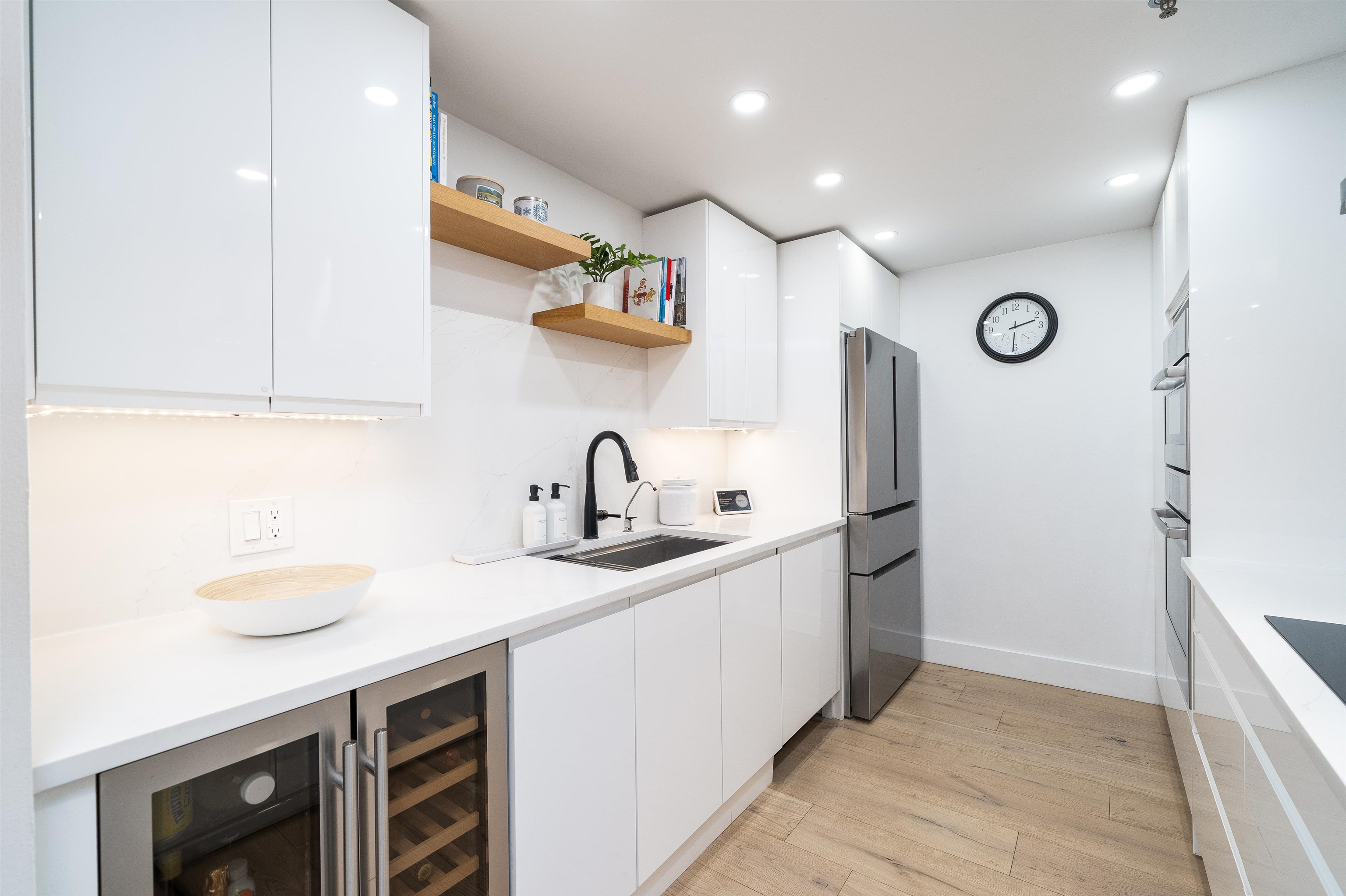 2 Constitution Ct #402, Hoboken, New Jersey image 12