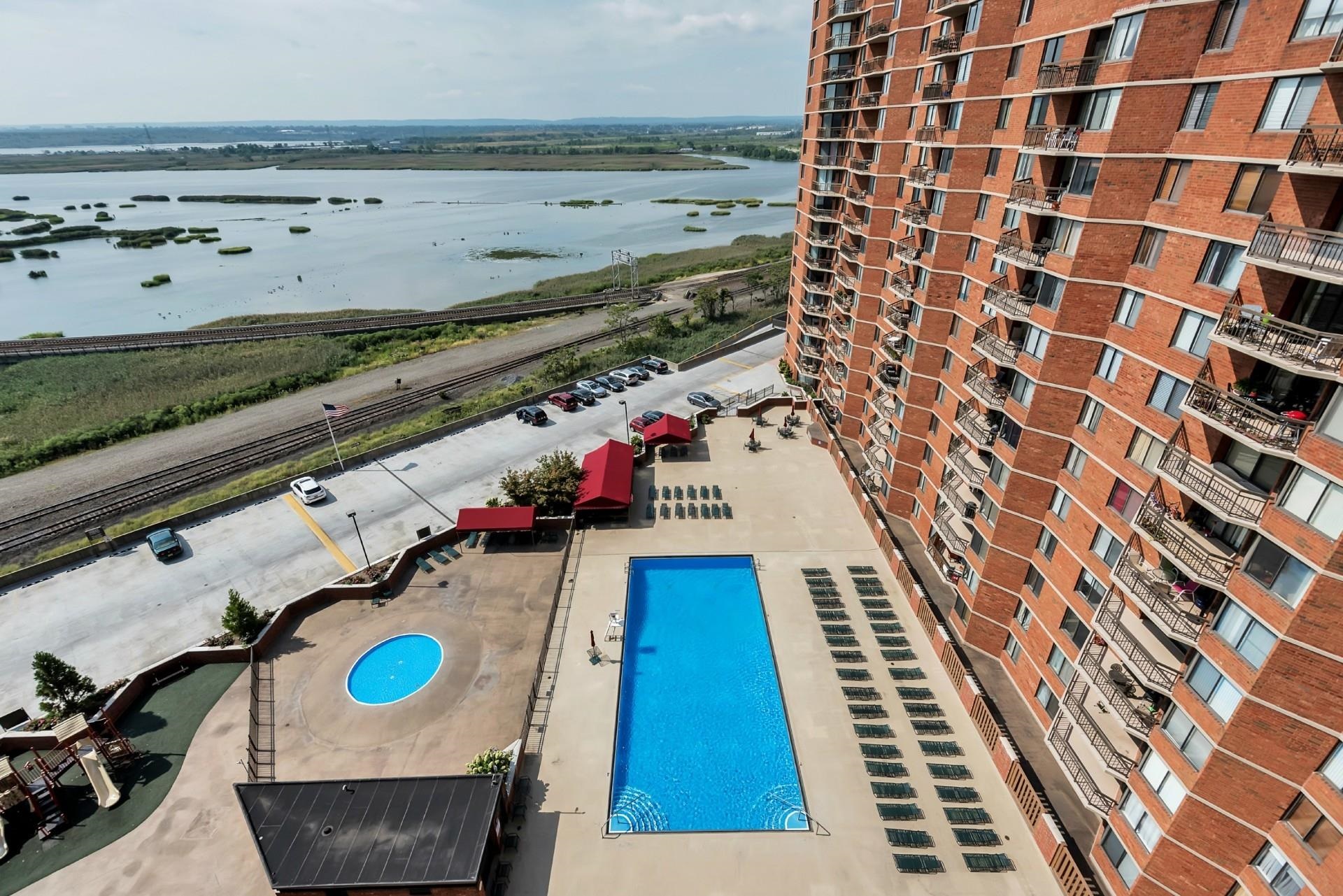 1504 Harmon Cove Tower, Secaucus, New Jersey image 35