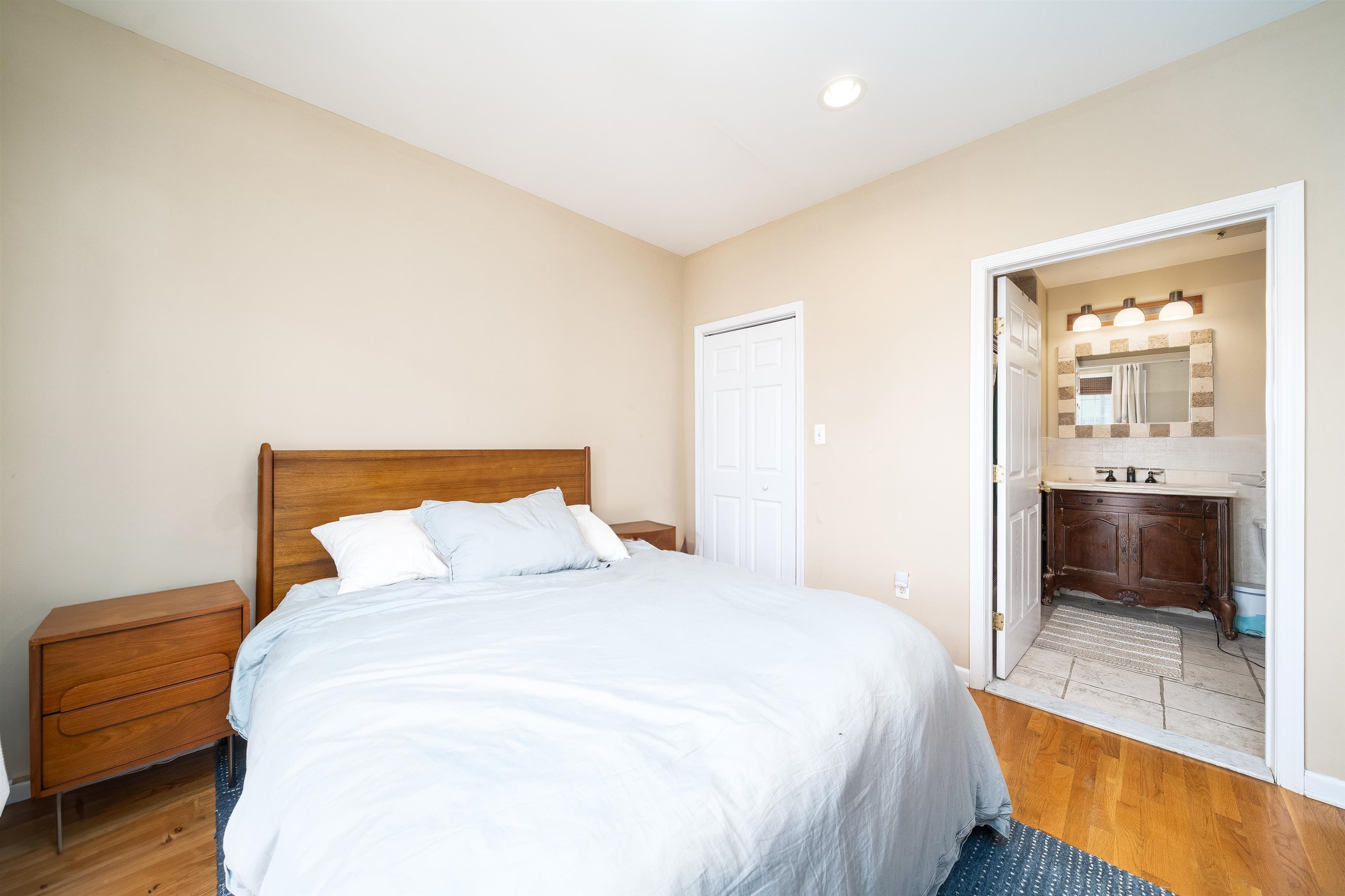 704 Clinton St #5D, Hoboken, New Jersey image 12