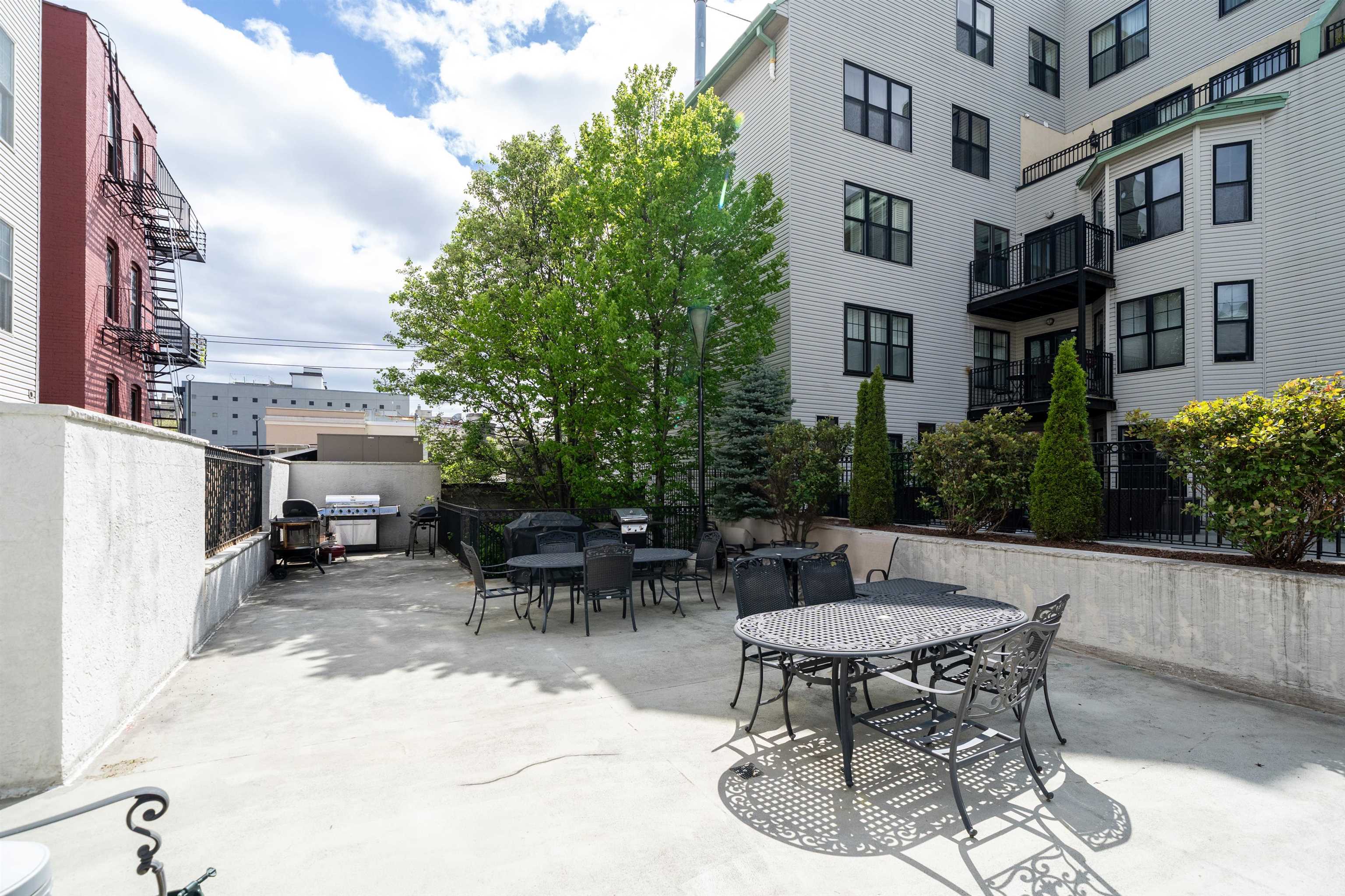 704 Clinton St #5D, Hoboken, New Jersey image 18
