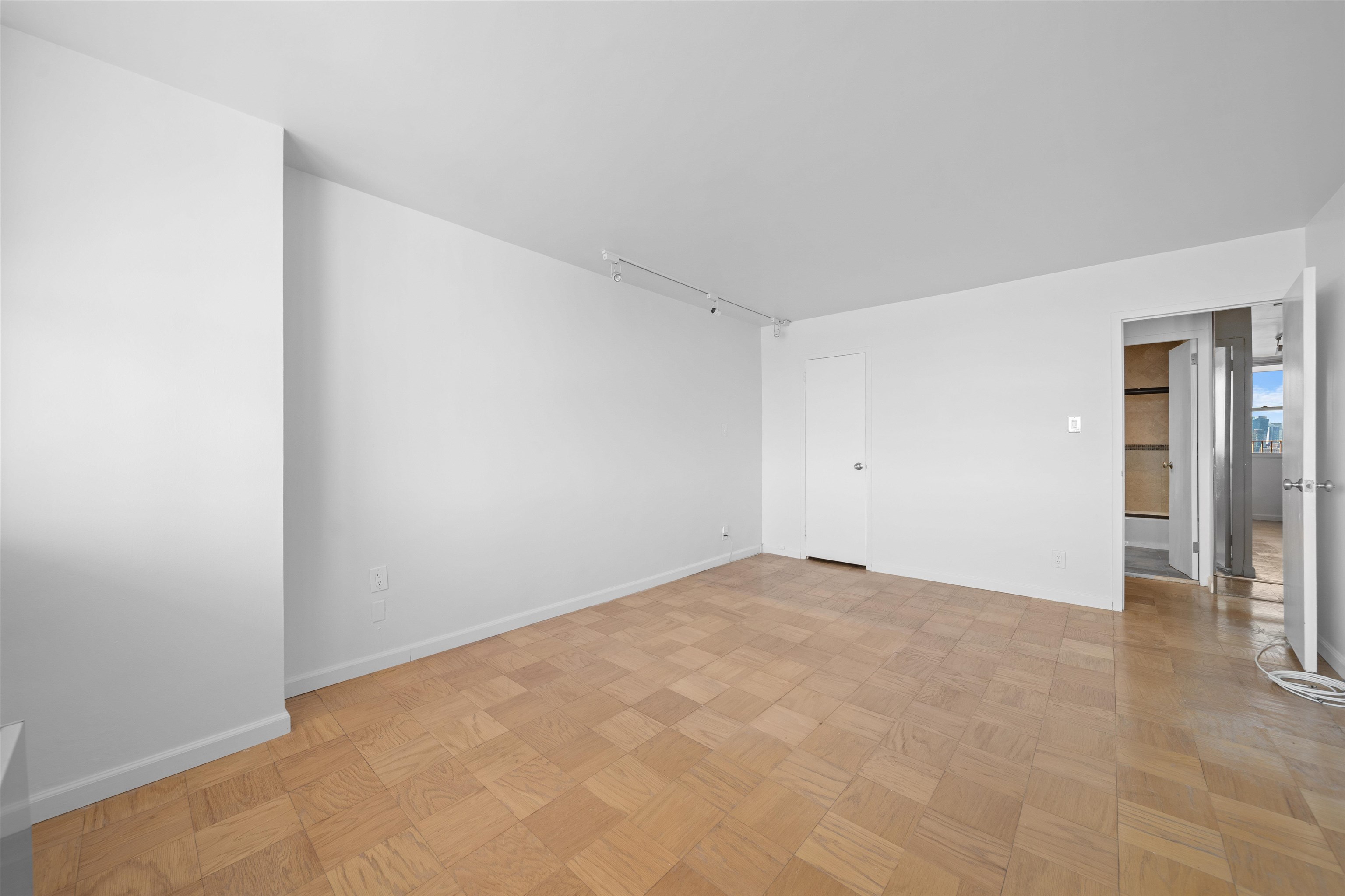 6040 Blvd East #17F, West New York, New Jersey image 15
