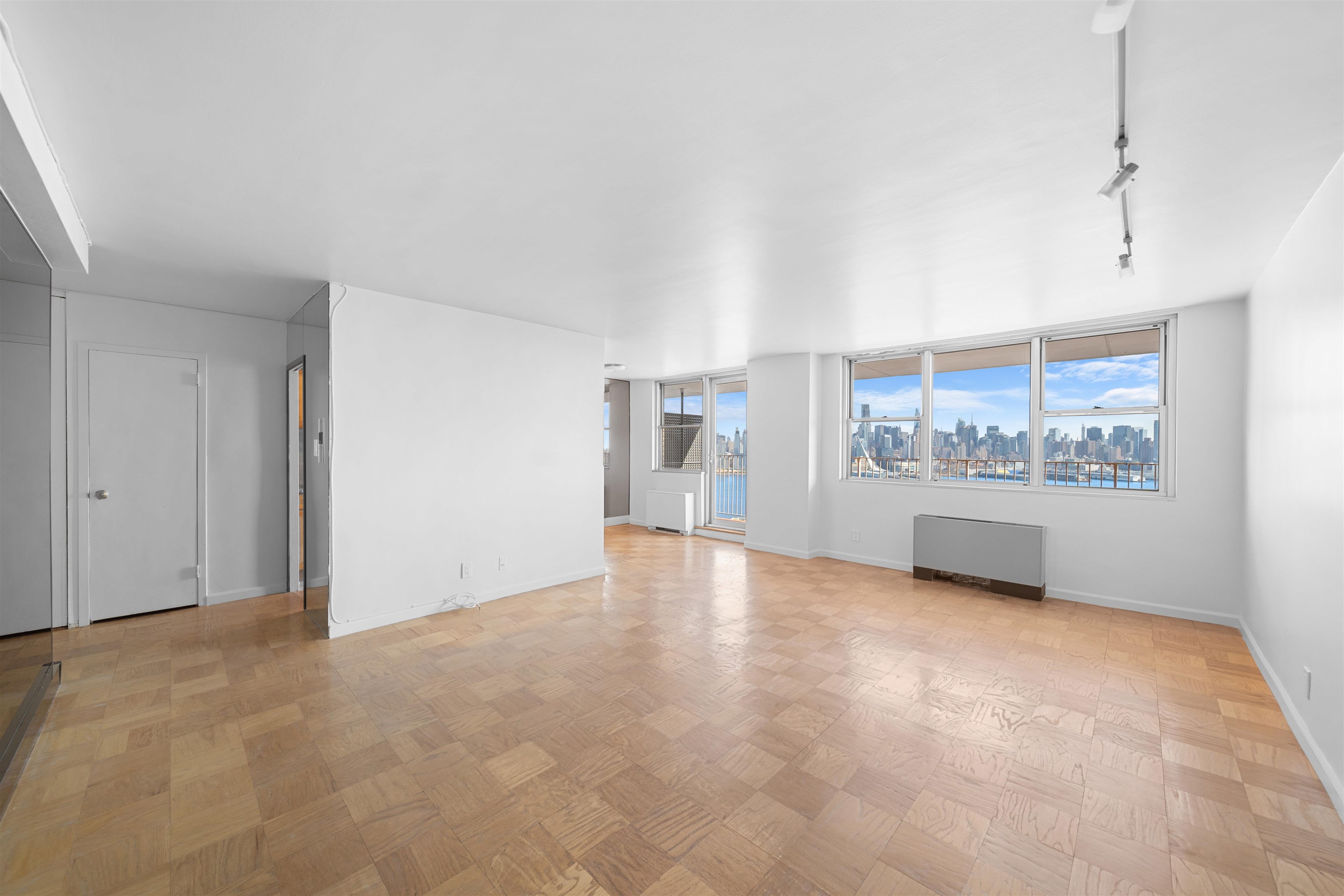 6040 Blvd East #17F, West New York, New Jersey image 3