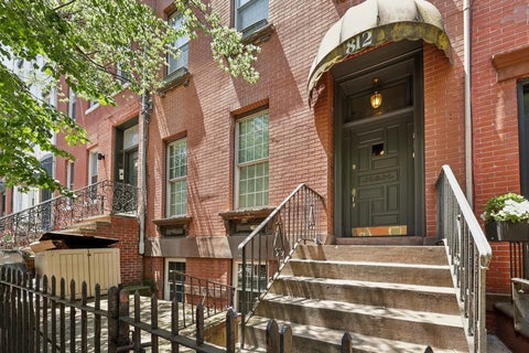 Featured picture for the property 240009879