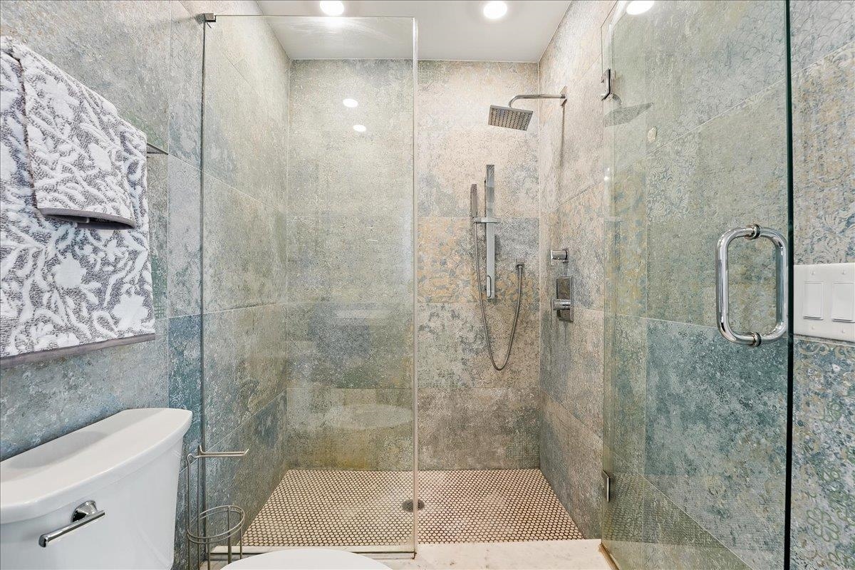 41 Graham St #2, Jersey City, New Jersey image 32