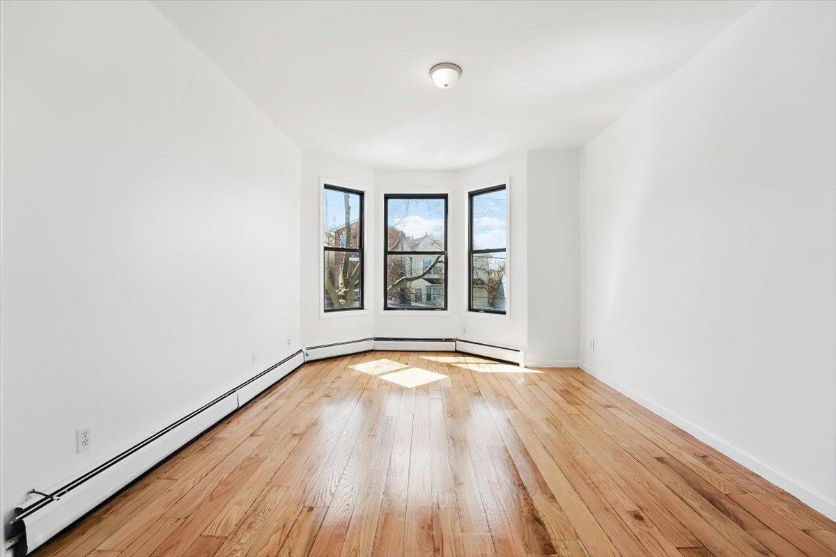 138 Leonard St #2R, Jersey City, New Jersey image 5
