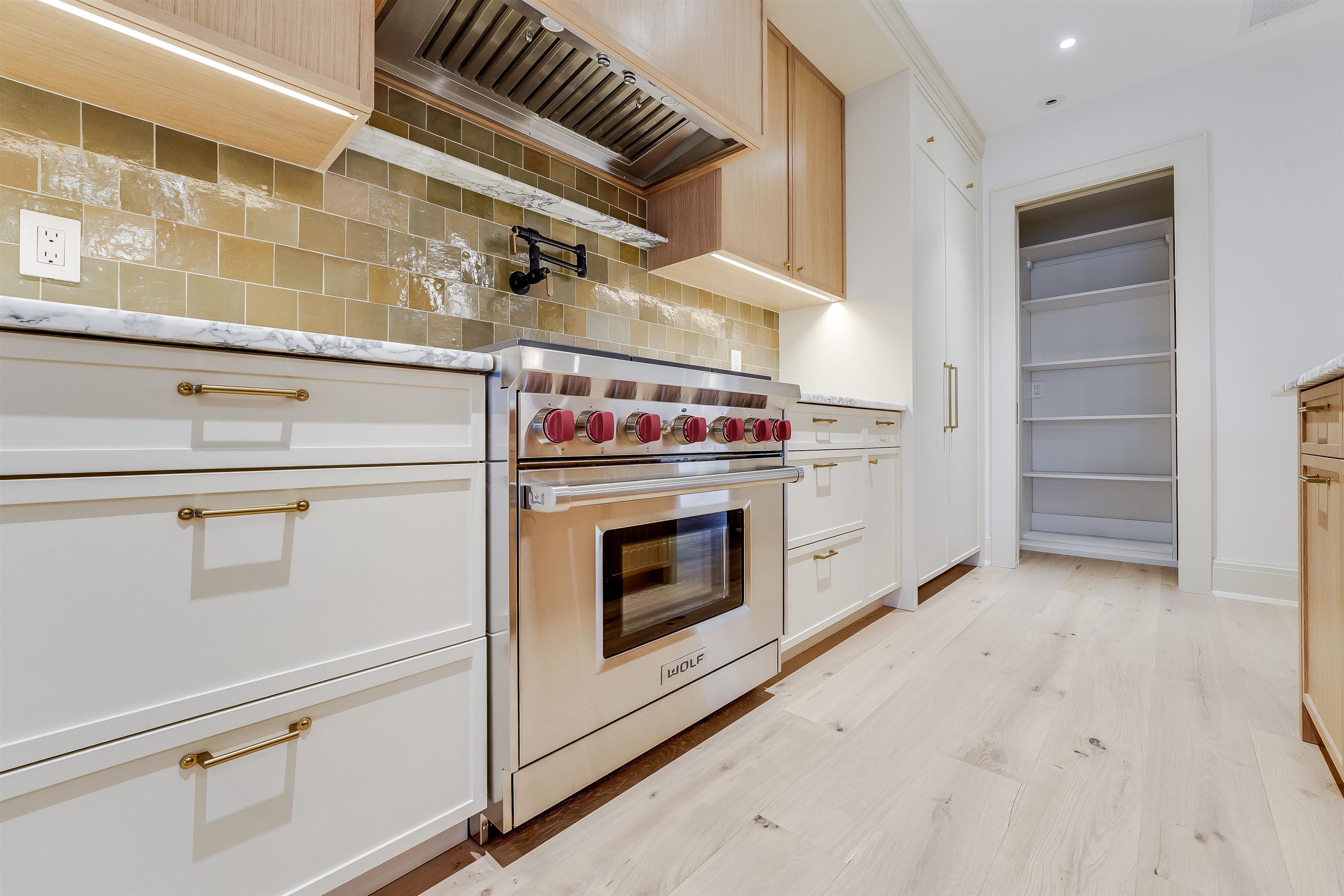 81 Madison St #2, Hoboken, New Jersey image 6