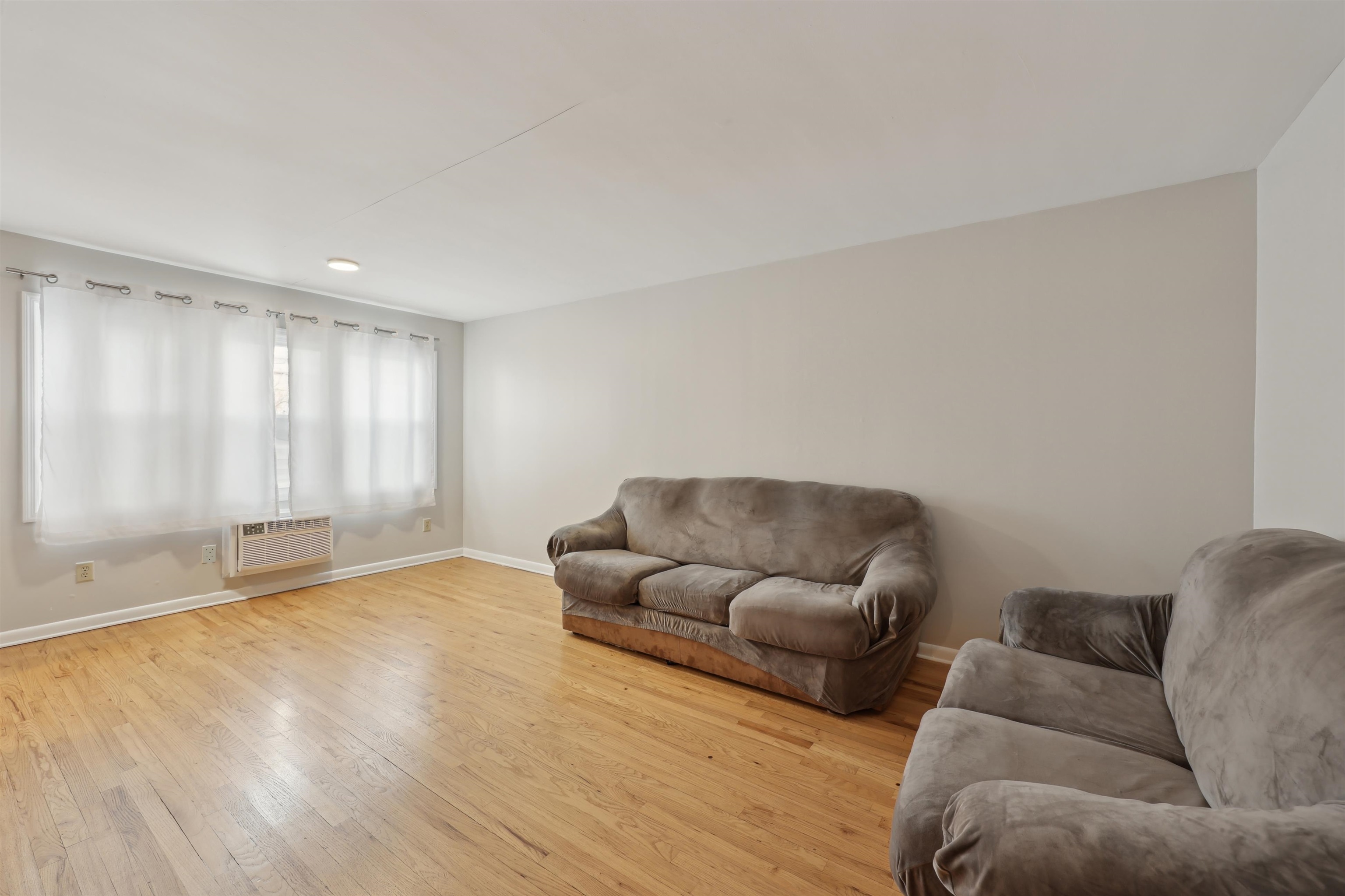 310 70th St #1D, Guttenberg, New Jersey image 14